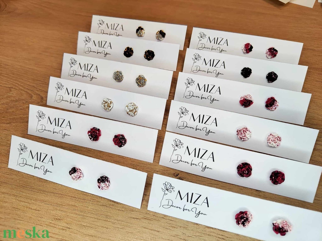 Mini rózsa bedugós fülbevaló - ékszer - fülbevaló - lógó fülbevaló - Meska.hu Mini rózsa bedugós fülbevaló - ékszer - fülbevaló - lógó fülbevaló - Meska.hu