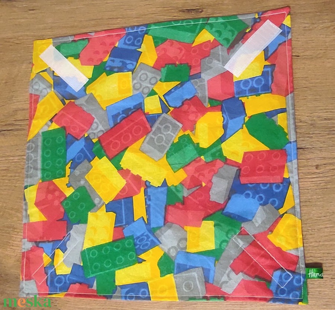 Lego kocka mintás újraszalvéta,textilszalvéta tízórai,uzsonna csomagolására, - otthon & életmód - konyhafelszerelés, tálalás - konyhai textil - szalvéta - Meska.hu Lego kocka mintás újraszalvéta,textilszalvéta tízórai,uzsonna csomagolására, - otthon & életmód - konyhafelszerelés, tálalás - konyhai textil - szalvéta - Meska.hu