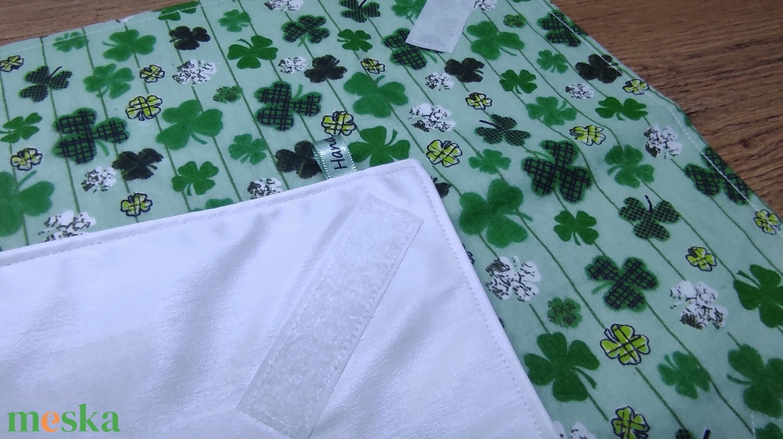 Lóhere mintás újraszalvéta,textilszalvéta tízórai,uzsonna csomagolására, - otthon & életmód - konyhafelszerelés, tálalás - konyhai textil - szalvéta - Meska.hu Lóhere mintás újraszalvéta,textilszalvéta tízórai,uzsonna csomagolására, - otthon & életmód - konyhafelszerelés, tálalás - konyhai textil - szalvéta - Meska.hu