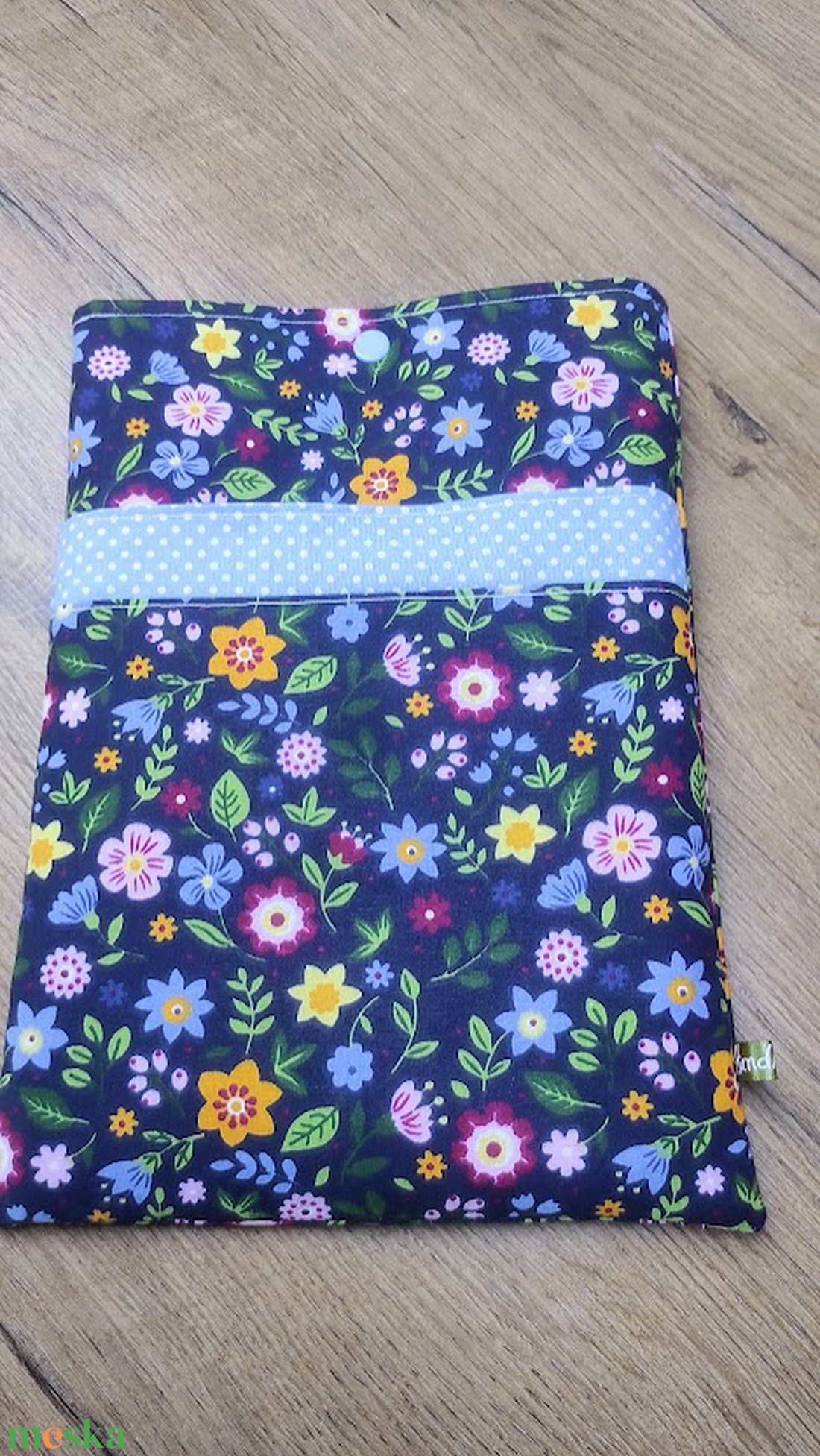 mintás textil könyvtartó- könyvtok zsebbel - könyv & zene - könyvtok - Meska.hu mintás textil könyvtartó- könyvtok zsebbel - könyv & zene - könyvtok - Meska.hu