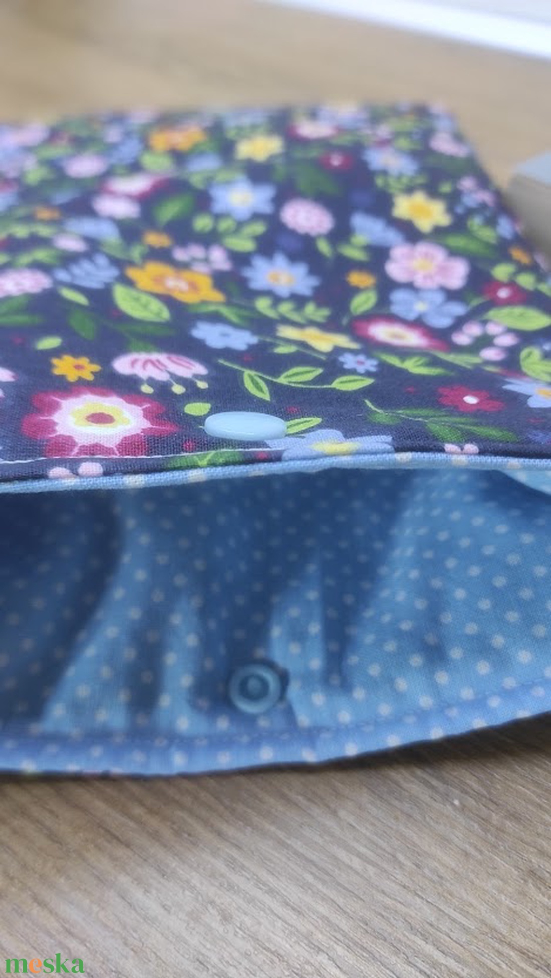 mintás textil könyvtartó- könyvtok zsebbel - könyv & zene - könyvtok - Meska.hu mintás textil könyvtartó- könyvtok zsebbel - könyv & zene - könyvtok - Meska.hu