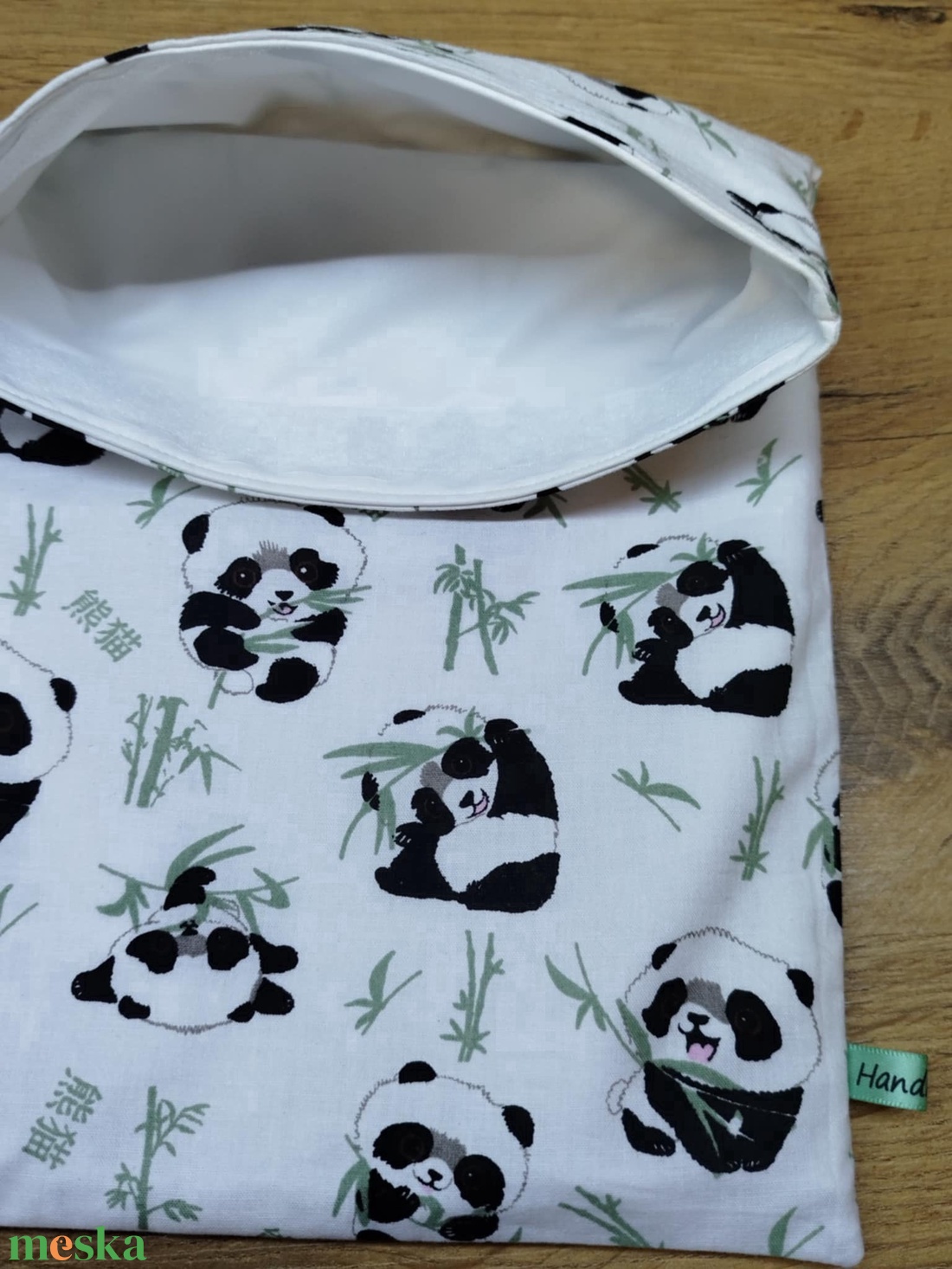panda mintás újra felhasználható,zero waste ,mosható uzsonna tasak,nasi tasak,nagy méret - táska & tok - uzsonna- & ebéd tartó - szendvics csomagoló - Meska.hu panda mintás újra felhasználható,zero waste ,mosható uzsonna tasak,nasi tasak,nagy méret - táska & tok - uzsonna- & ebéd tartó - szendvics csomagoló - Meska.hu