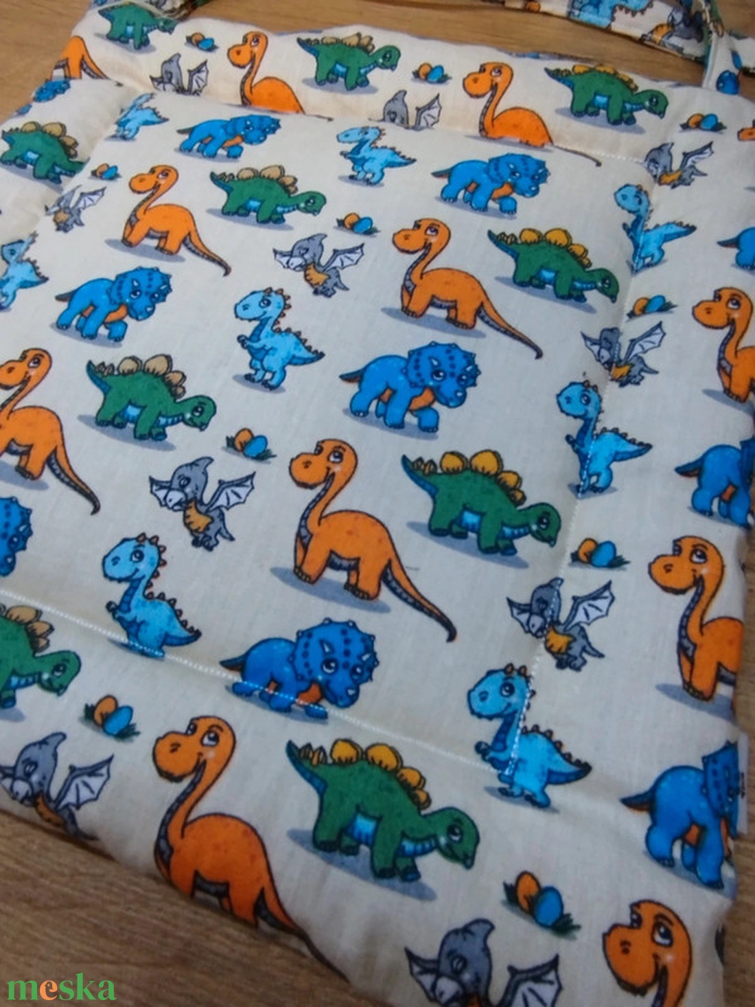 Dinoszaurusz mintás kis méretű párna székre,megkötővel. - otthon & életmód - lakástextil - székpárna, huzat - Meska.hu