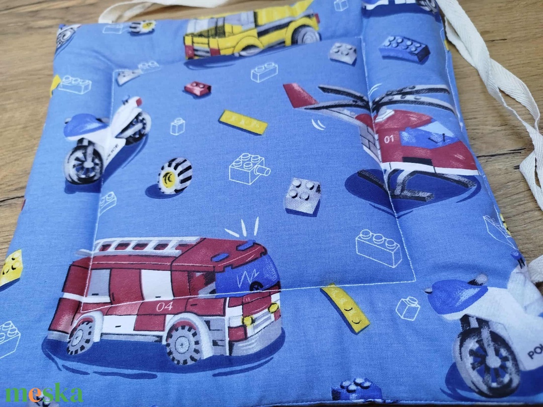 lego jármű  mintás kis méretű párna székre,megkötővel. - otthon & életmód - lakástextil - székpárna, huzat - Meska.hu