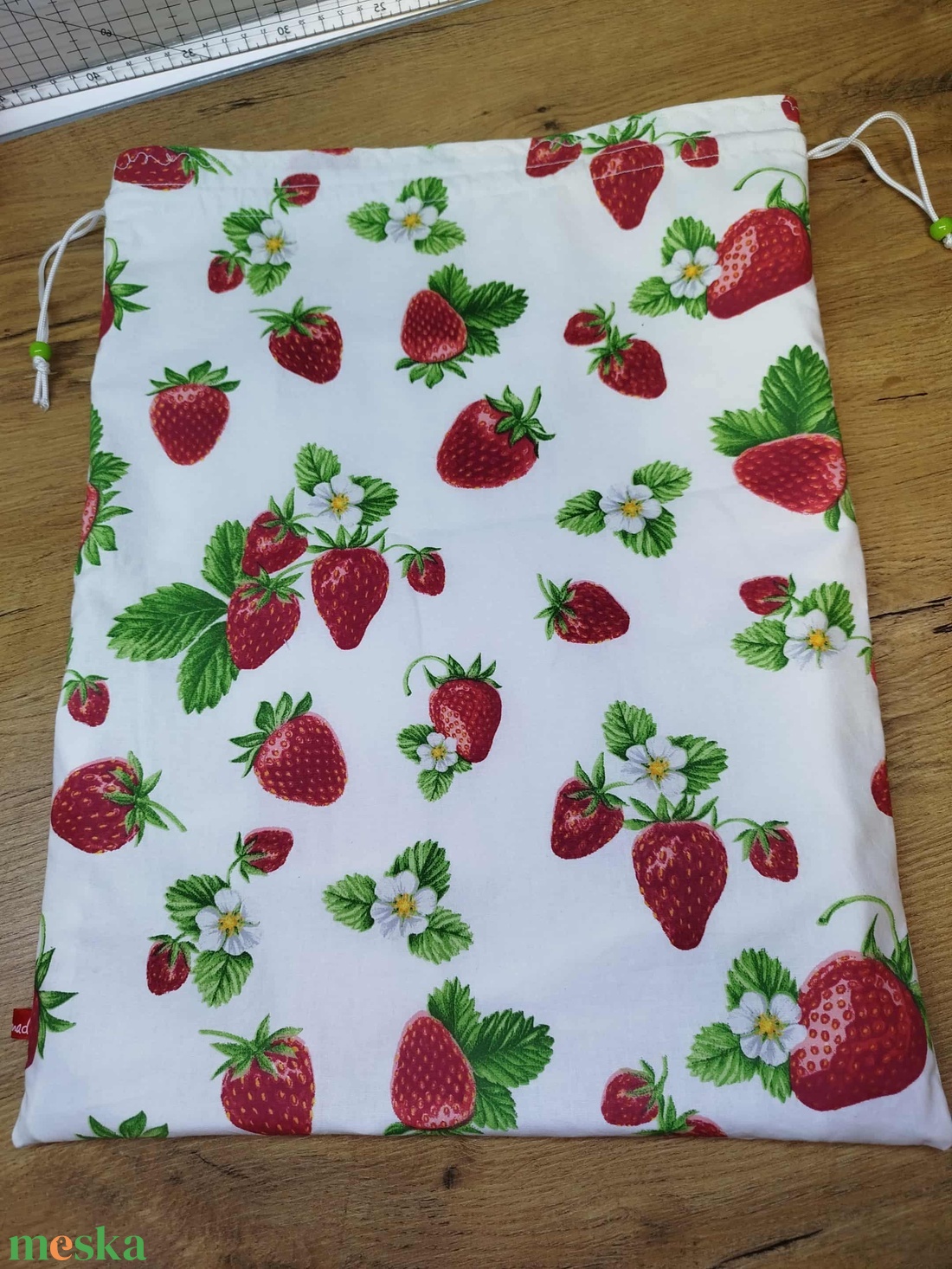 Kenyeres zsák-  pékáru tároló  zsák eper  mintával - táska & tok - bevásárlás & shopper táska - kenyeres zsák - Meska.hu