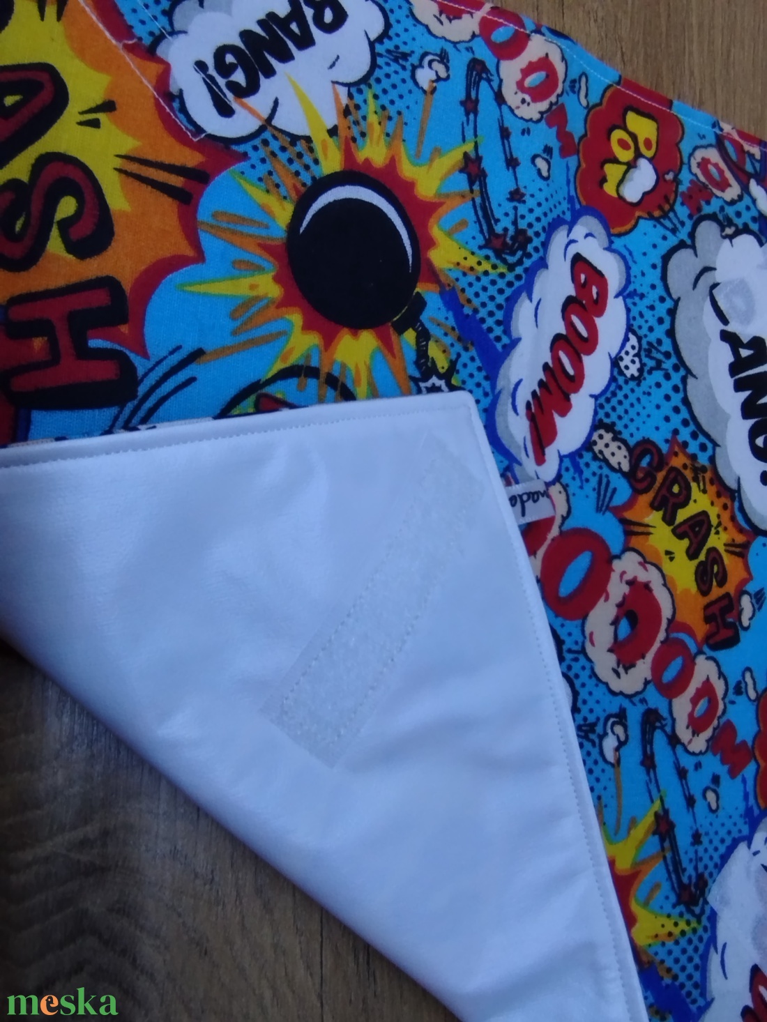 színes graffiti-felíratos , mintás  újraszalvéta,textilszalvéta tízórai,uzsonna csomagolására, - otthon & életmód - konyhafelszerelés, tálalás - konyhai textil - szalvéta - Meska.hu