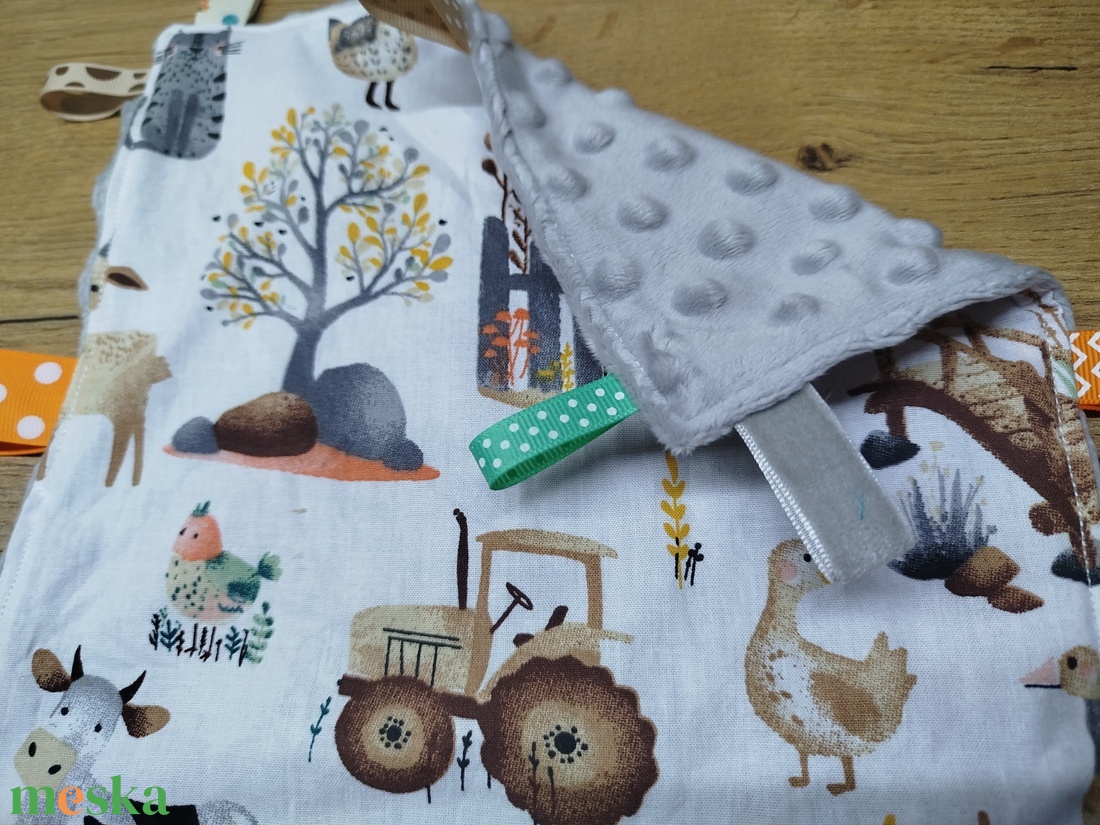 farm-állatmintás  címkerongyi -szundikendő - baba - mama - baba játékok - szundikendő, alvóka - Meska.hu