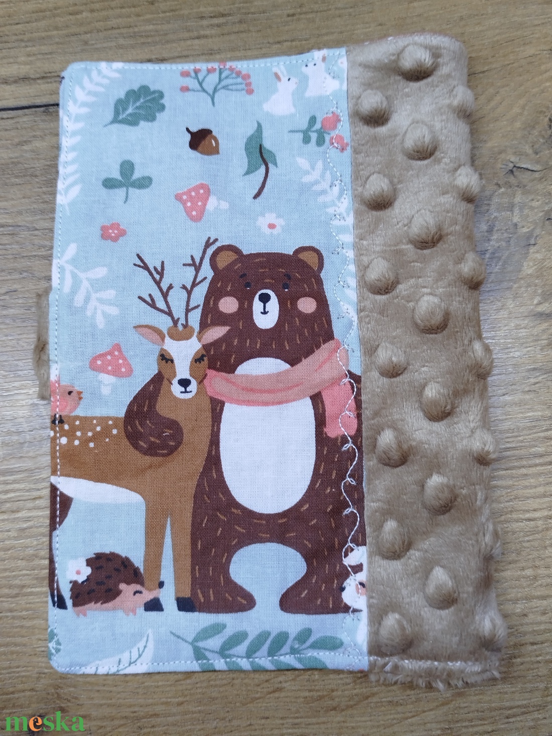 textil gyermek egészségügyi kiskönyv borító állatmintával - baba - mama - babaemlékek - egészségügyi kiskönyv borító - Meska.hu