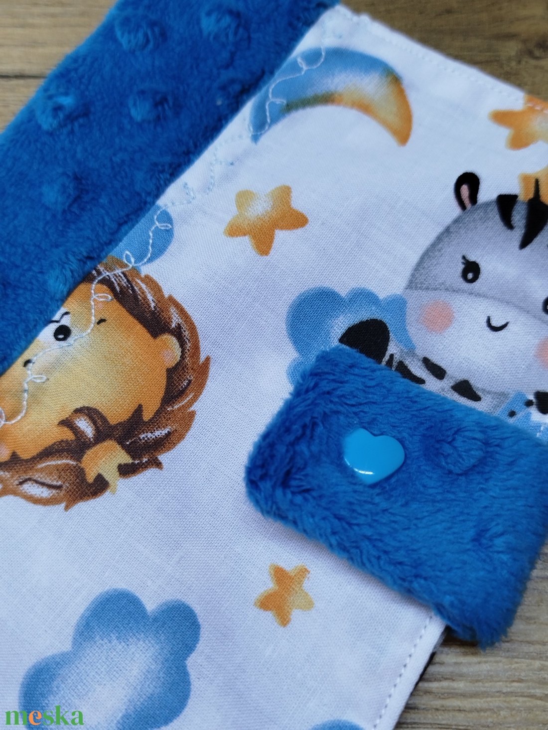 textil gyermek egészségügyi kiskönyv borító állatmintával - baba - mama - babaemlékek - egészségügyi kiskönyv borító - Meska.hu