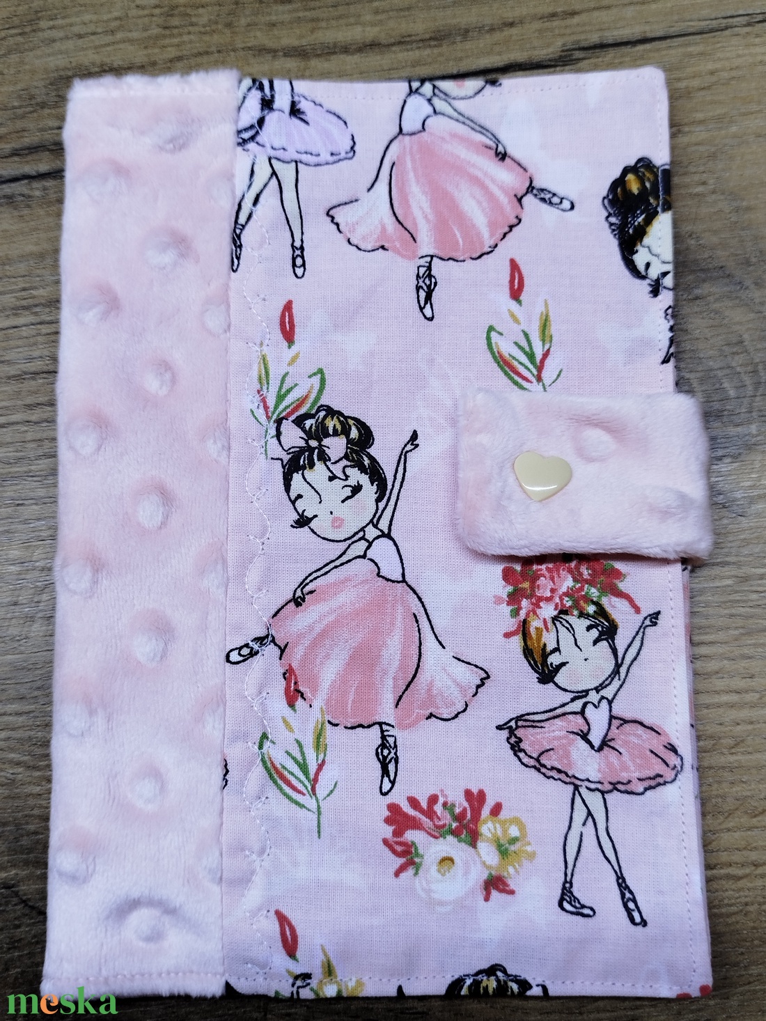 textil gyermek egészségügyi kiskönyv borító,balerina  mintával - baba - mama - babaemlékek - egészségügyi kiskönyv borító - Meska.hu