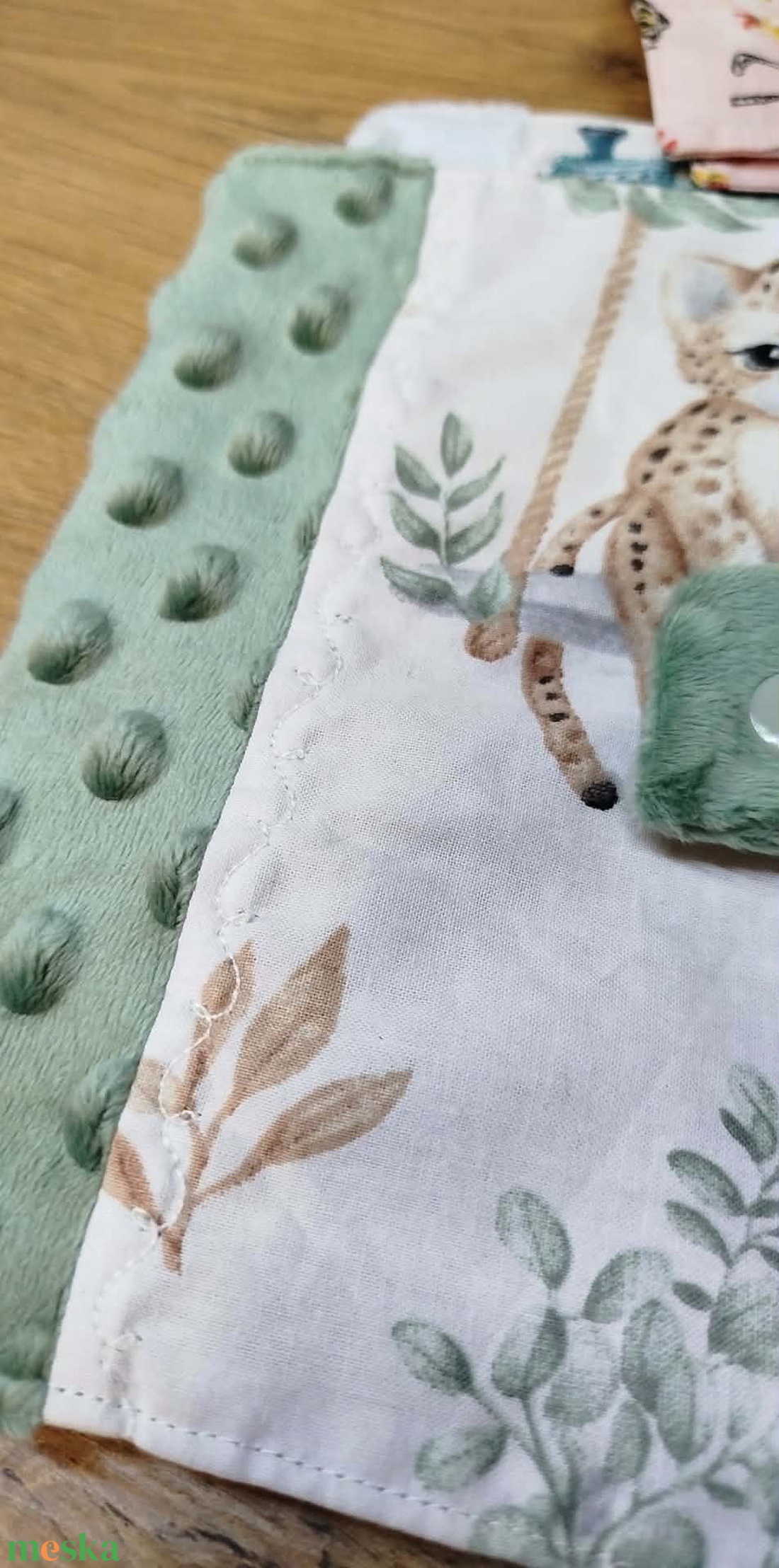 textil gyermek egészségügyi kiskönyv borító állat mintával - baba - mama - babaemlékek - egészségügyi kiskönyv borító - Meska.hu