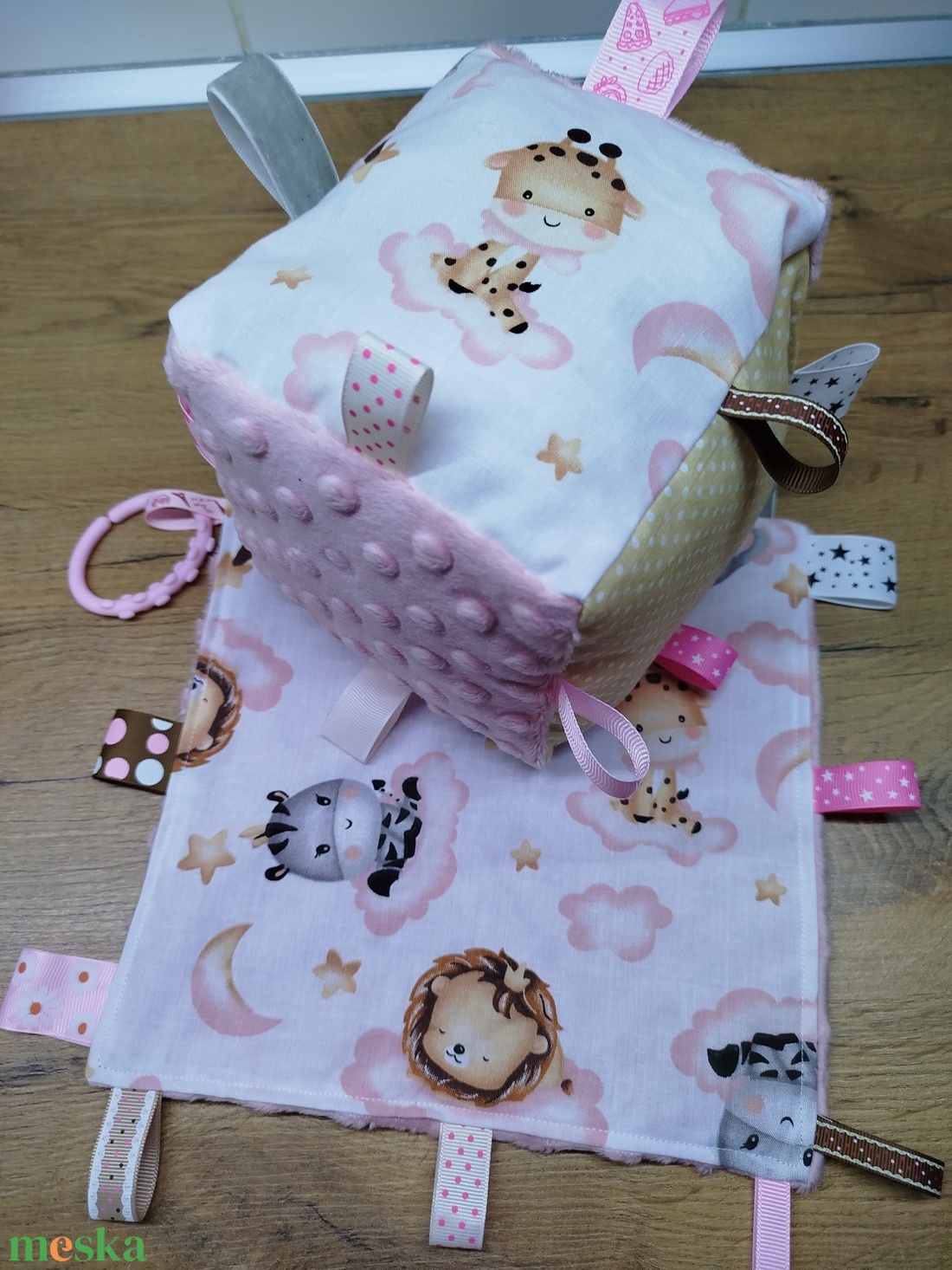   mintás  címkerongyi+puha csörgő címkekocka szett - baba - mama - baba játékok - babakocka - Meska.hu