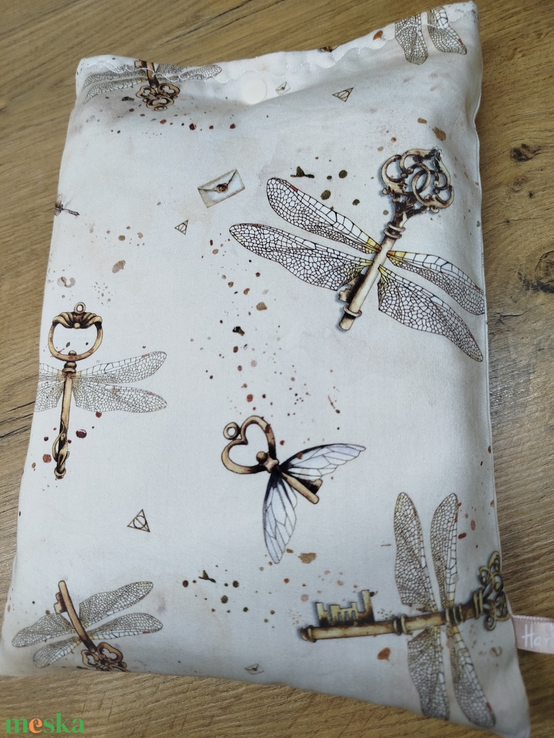 Harry Potter- szárnyas kulcsok mintás könyvtok-könyvtartó vagy tablet tartó pamutvászon anyagból  - könyv & zene - könyvtok - Meska.hu