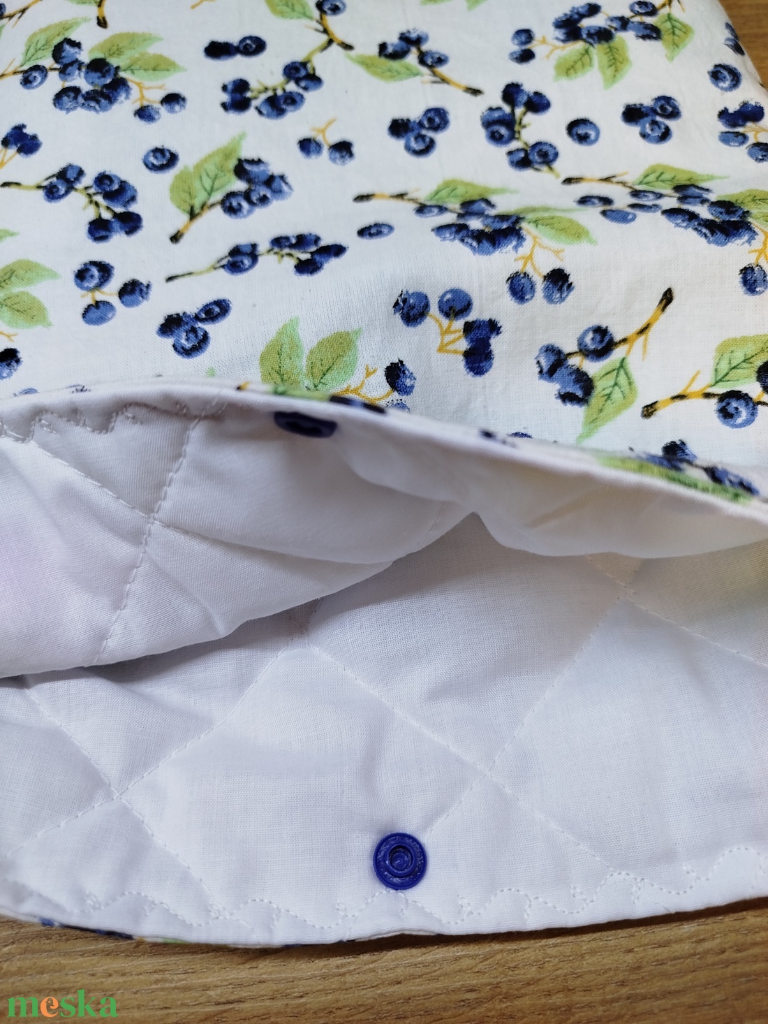 Áfonya  mintás  textil könytartó- könyvtok ( rendelésre!) - könyv & zene - könyvtok - Meska.hu