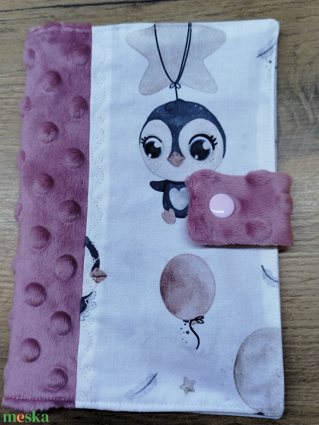 textil gyermek egészségügyi kiskönyv borító pingvin   mintával - baba - mama - babaemlékek - egészségügyi kiskönyv borító - Meska.hu