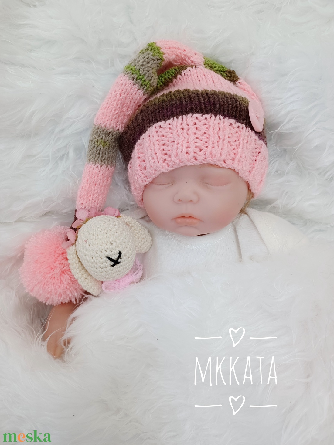  Puha Kényelem: Kézzel kötött babasapka  Újszülött fotózáshoz - ruha & divat - babaruha & gyerekruha - babafotózási ruha és kellék - Meska.hu