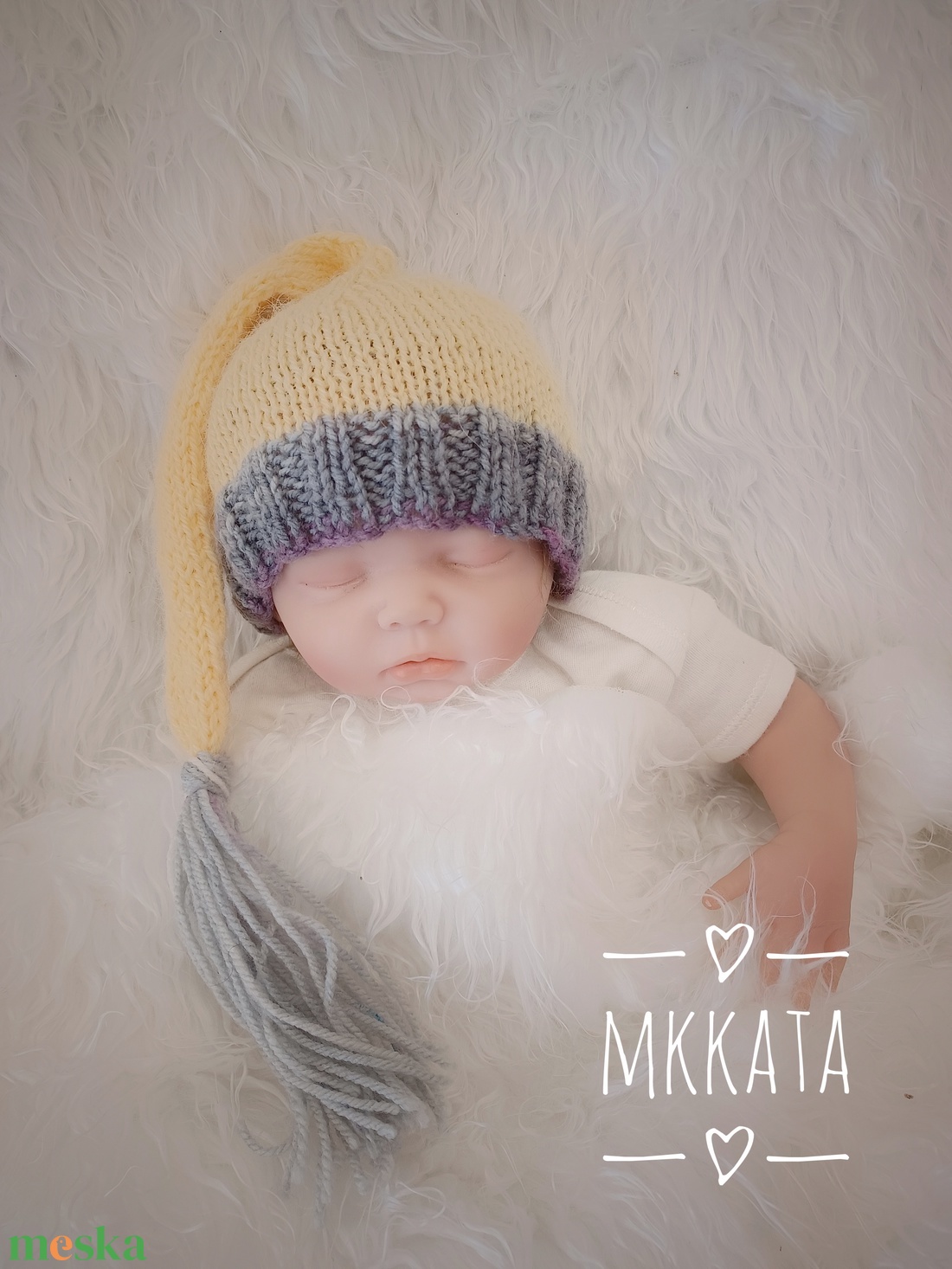 Kötött baba sapka újszülött fotózásra - ruha & divat - babaruha & gyerekruha - babafotózási ruha és kellék - Meska.hu Kötött baba sapka újszülött fotózásra - ruha & divat - babaruha & gyerekruha - babafotózási ruha és kellék - Meska.hu