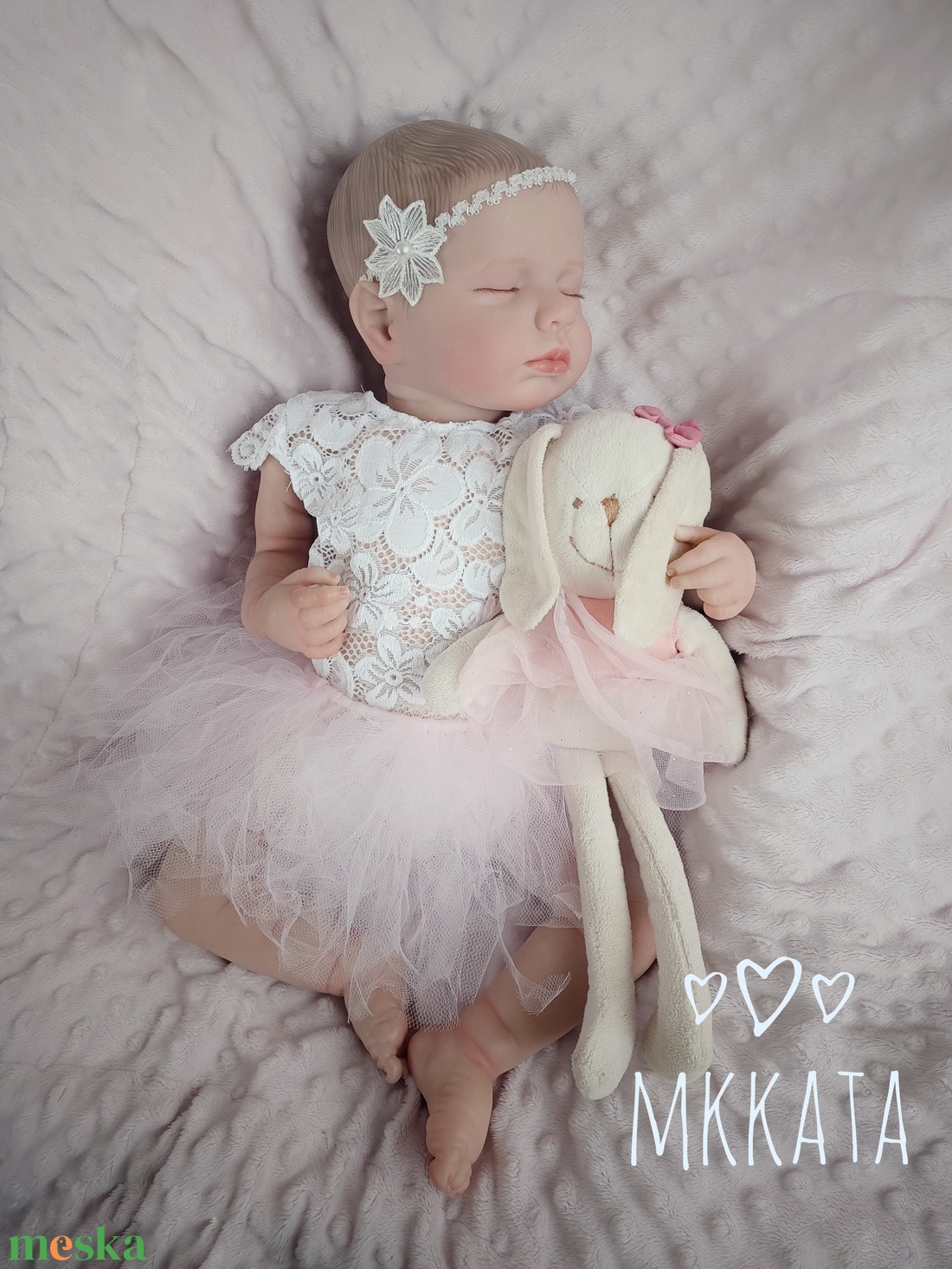 Csipkés ölelés: Tüll szoknya, csipke body és fejpánt szett Újszülött fotózáshoz - ruha & divat - gyerekruha - Meska.hu