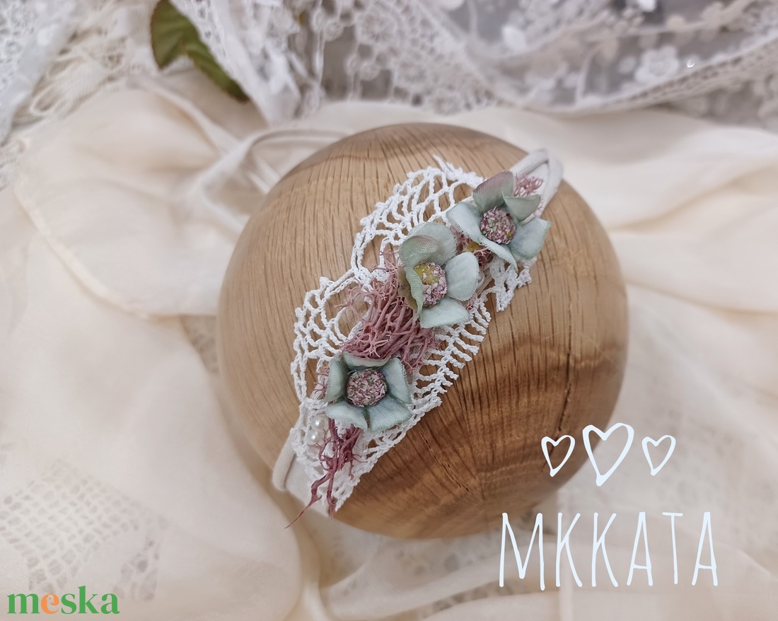 Újszülött / baba fejpánt - ruha & divat - babaruha & gyerekruha - babafotózási ruha és kellék - Meska.hu Újszülött / baba fejpánt - ruha & divat - babaruha & gyerekruha - babafotózási ruha és kellék - Meska.hu