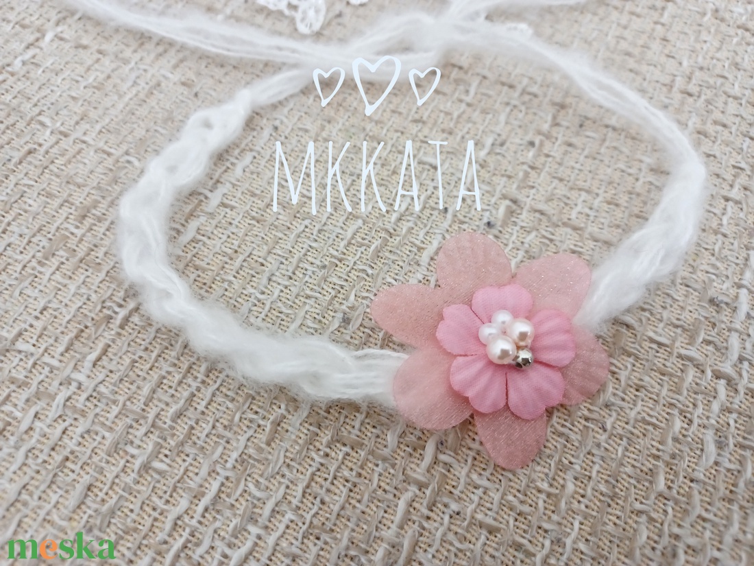 Újszülött / baba fejpánt   - ruha & divat - babaruha & gyerekruha - babafotózási ruha és kellék - Meska.hu Újszülött / baba fejpánt   - ruha & divat - babaruha & gyerekruha - babafotózási ruha és kellék - Meska.hu