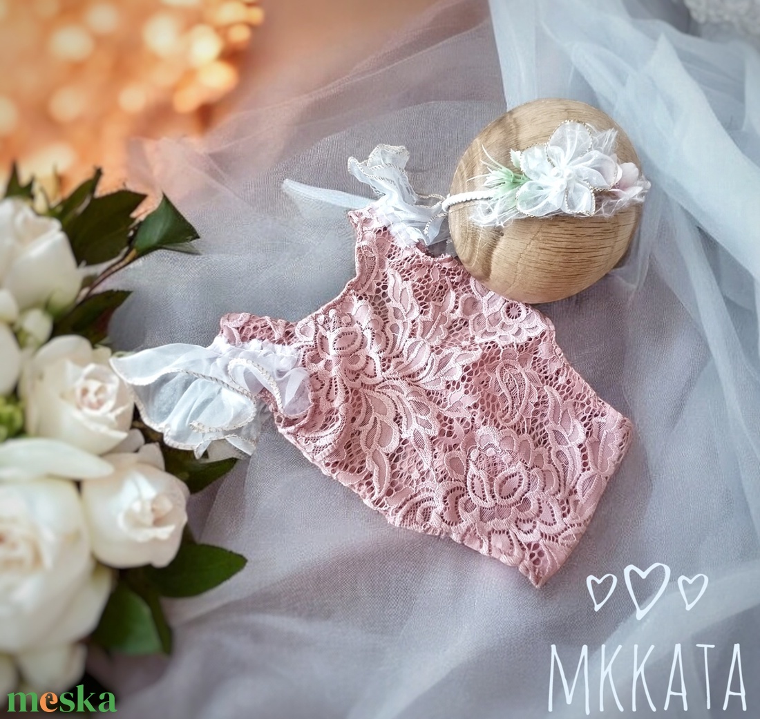 Csipke body és fejpánt szett Újszülött fotózáshoz - ruha & divat - babaruha & gyerekruha - babafotózási ruha és kellék - Meska.hu Csipke body és fejpánt szett Újszülött fotózáshoz - ruha & divat - babaruha & gyerekruha - babafotózási ruha és kellék - Meska.hu