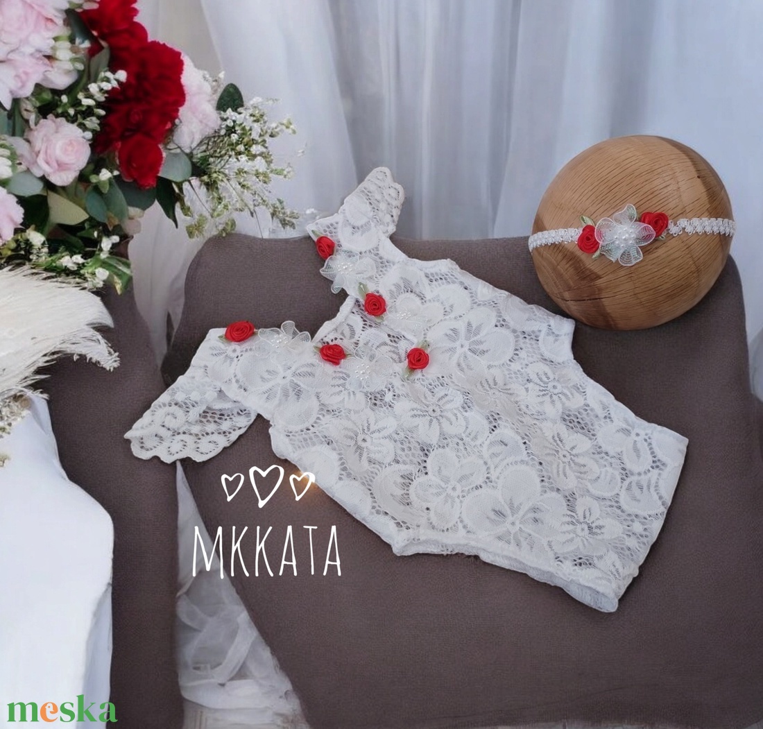 Csipke body és fejpánt szett Újszülött fotózáshoz - ruha & divat - babaruha & gyerekruha - babafotózási ruha és kellék - Meska.hu Csipke body és fejpánt szett Újszülött fotózáshoz - ruha & divat - babaruha & gyerekruha - babafotózási ruha és kellék - Meska.hu