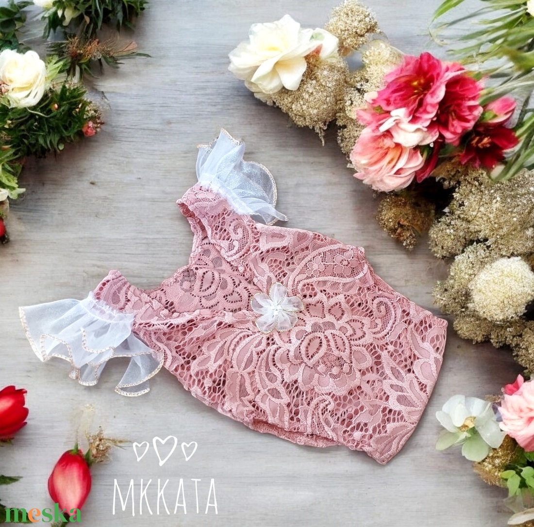 Csipke body és fejpánt szett Újszülött fotózáshoz - ruha & divat - babaruha & gyerekruha - babafotózási ruha és kellék - Meska.hu Csipke body és fejpánt szett Újszülött fotózáshoz - ruha & divat - babaruha & gyerekruha - babafotózási ruha és kellék - Meska.hu