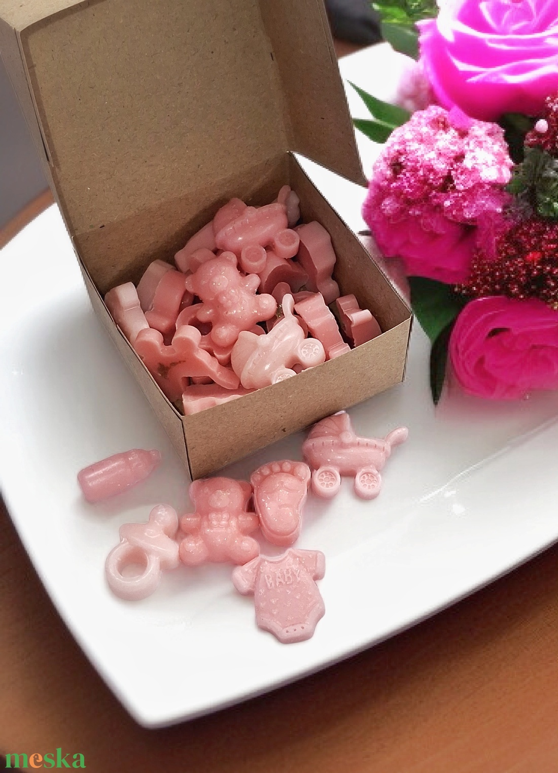 Illatviasz ajándékszett anyukáknak babaváró figyelmesség - baba - mama - babalátogató ajándékcsomag - Meska.hu