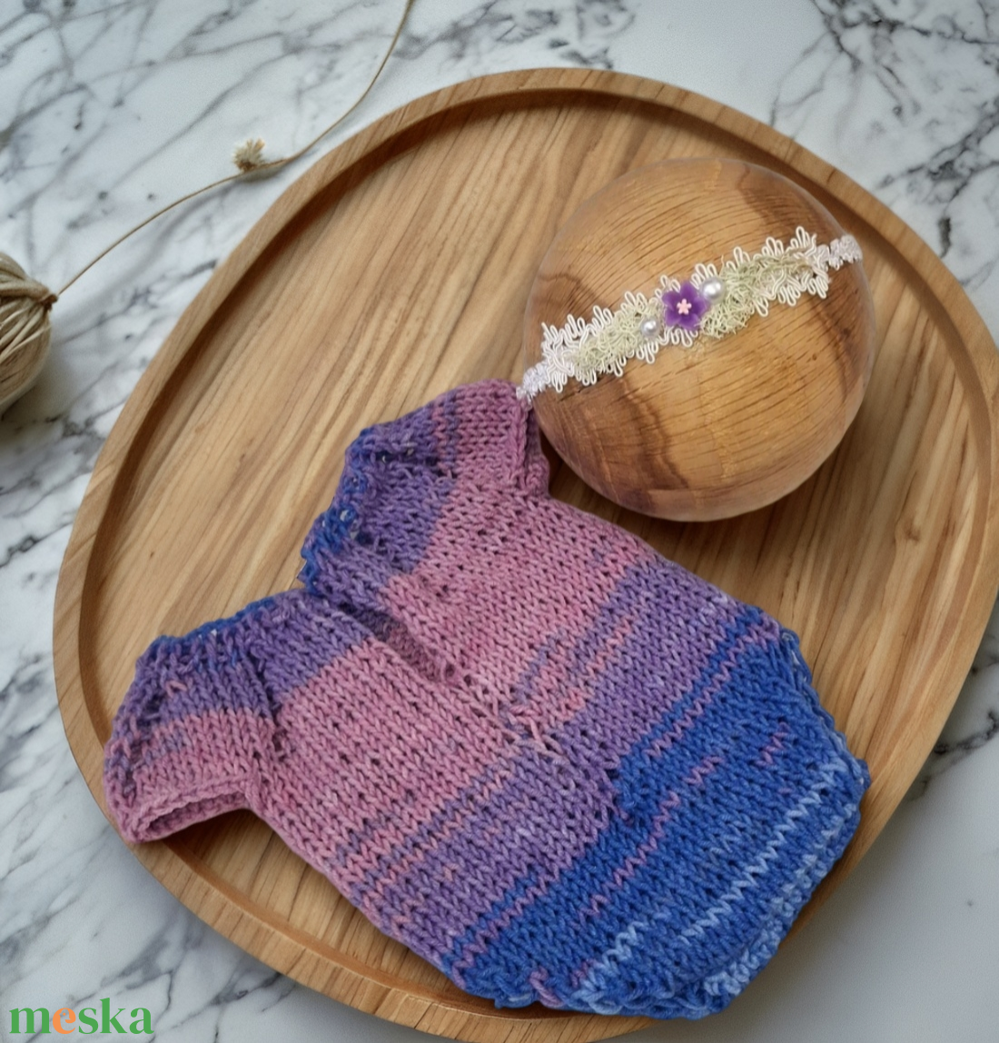 Lila-rózsaszín kötött újszülött body virágos fejpánttal � kislány fotózási szett - baba - mama - babafotózás - szett újszülött fotózásra - Meska.hu