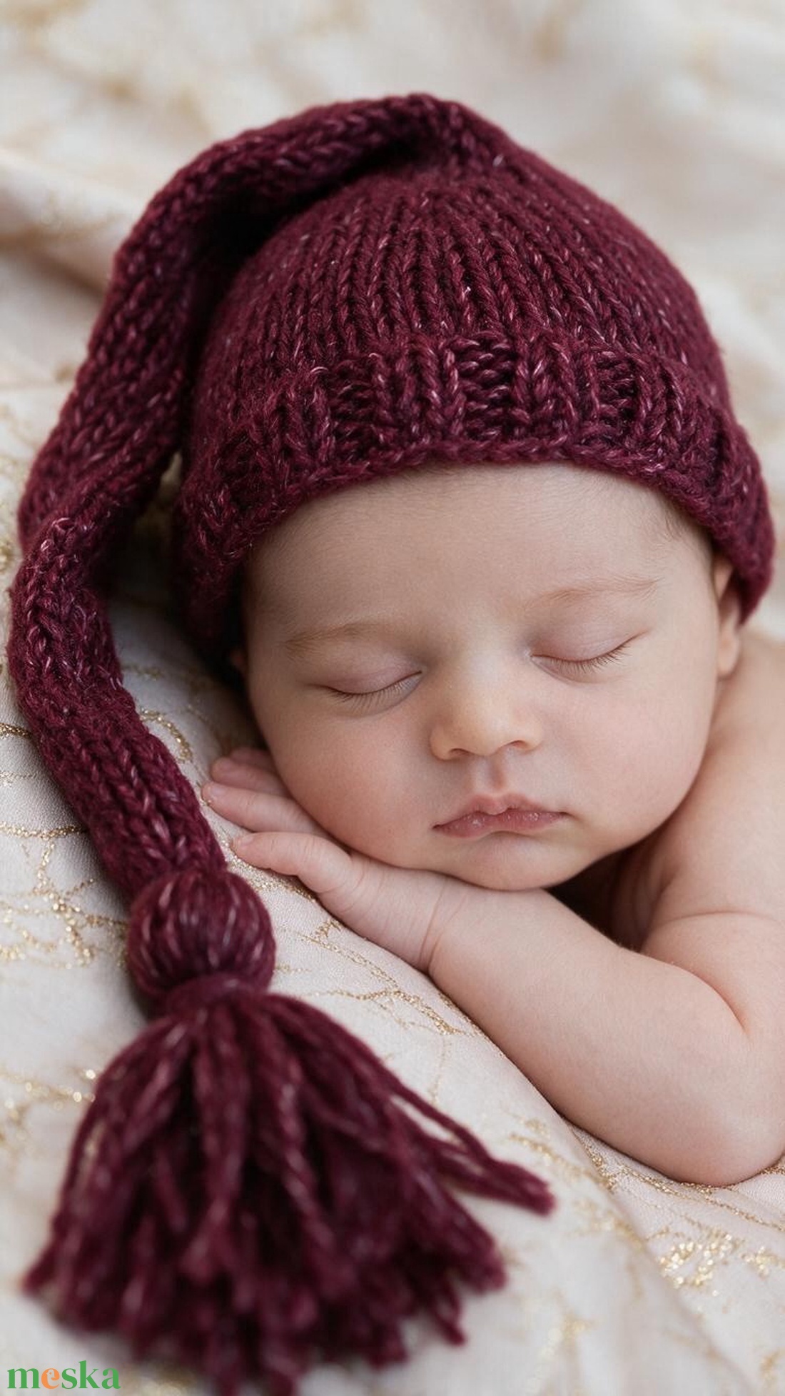 Bordó kötött hosszú bojtos újszülött sapka � kézzel készített babafotózási kellék - baba - mama - babaruházat - babasapka - Meska.hu