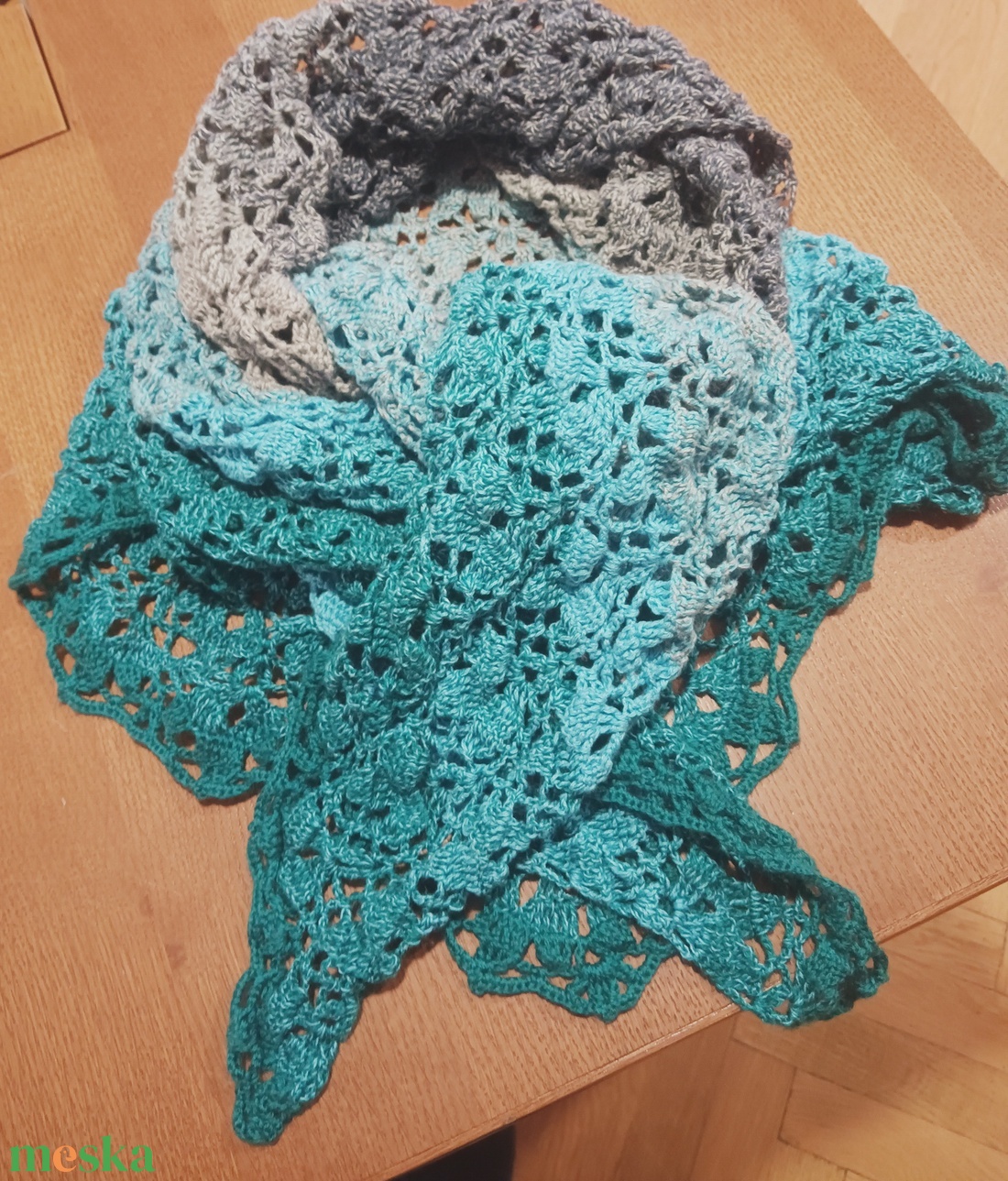 Horgolt vállkendő - ruha & divat - sál, sapka, kendő - vállkendő - Meska.hu