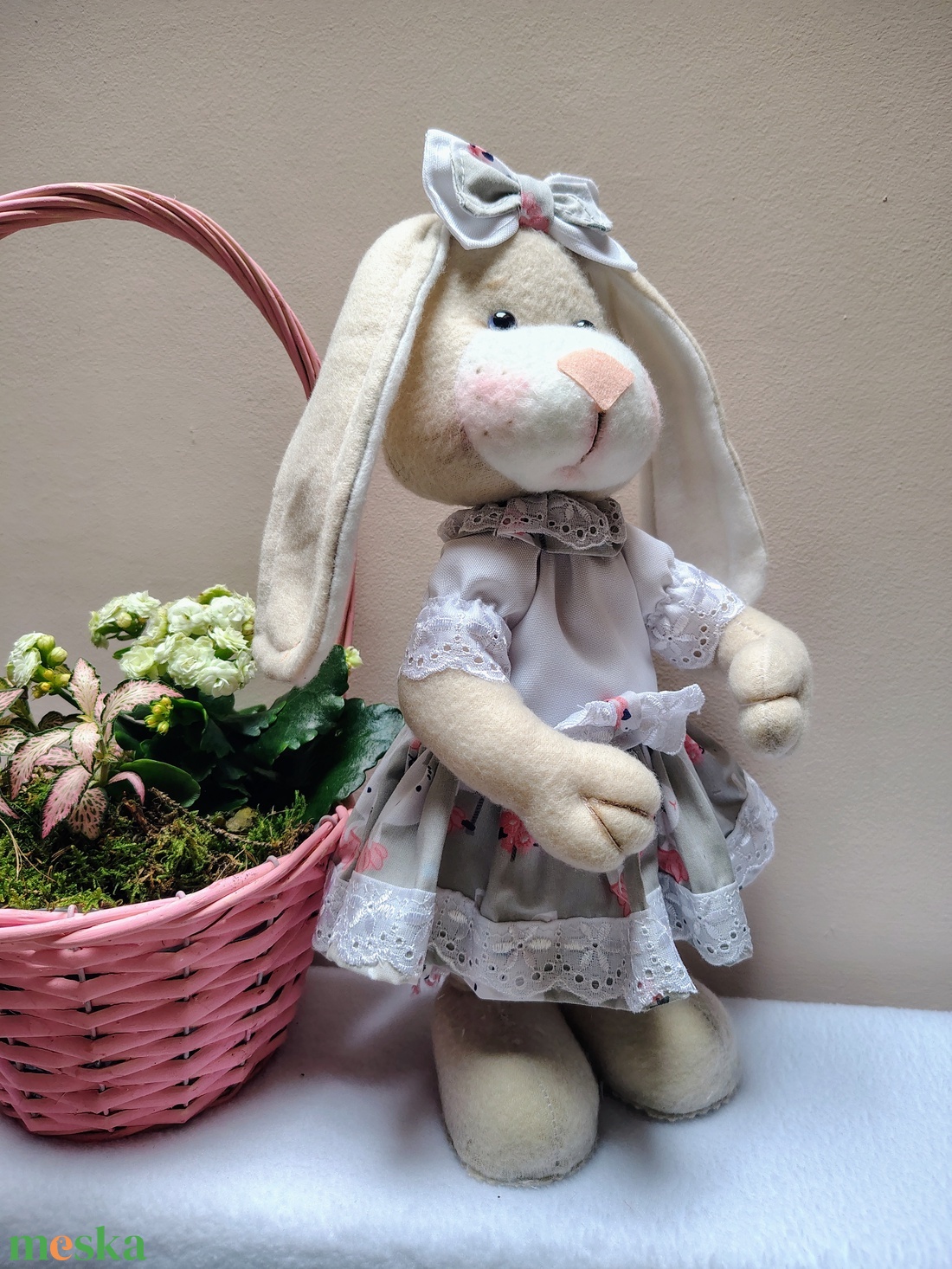 Nyuszi lány - otthon & életmód - dekoráció - fali és függő dekoráció - térkép - Meska.hu