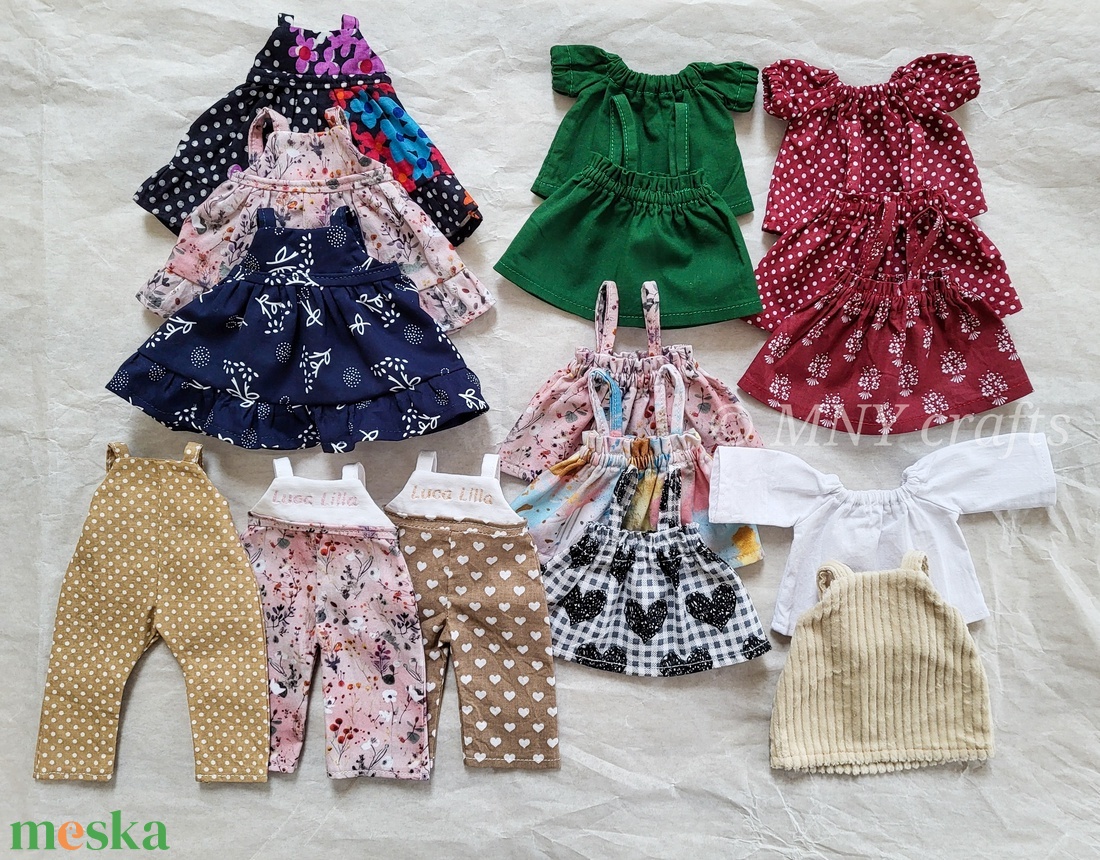 Ruhák mini textil figurához - játék & sport - baba & babaház - babaruha, babakellék - Meska.hu Ruhák mini textil figurához - játék & sport - baba & babaház - babaruha, babakellék - Meska.hu