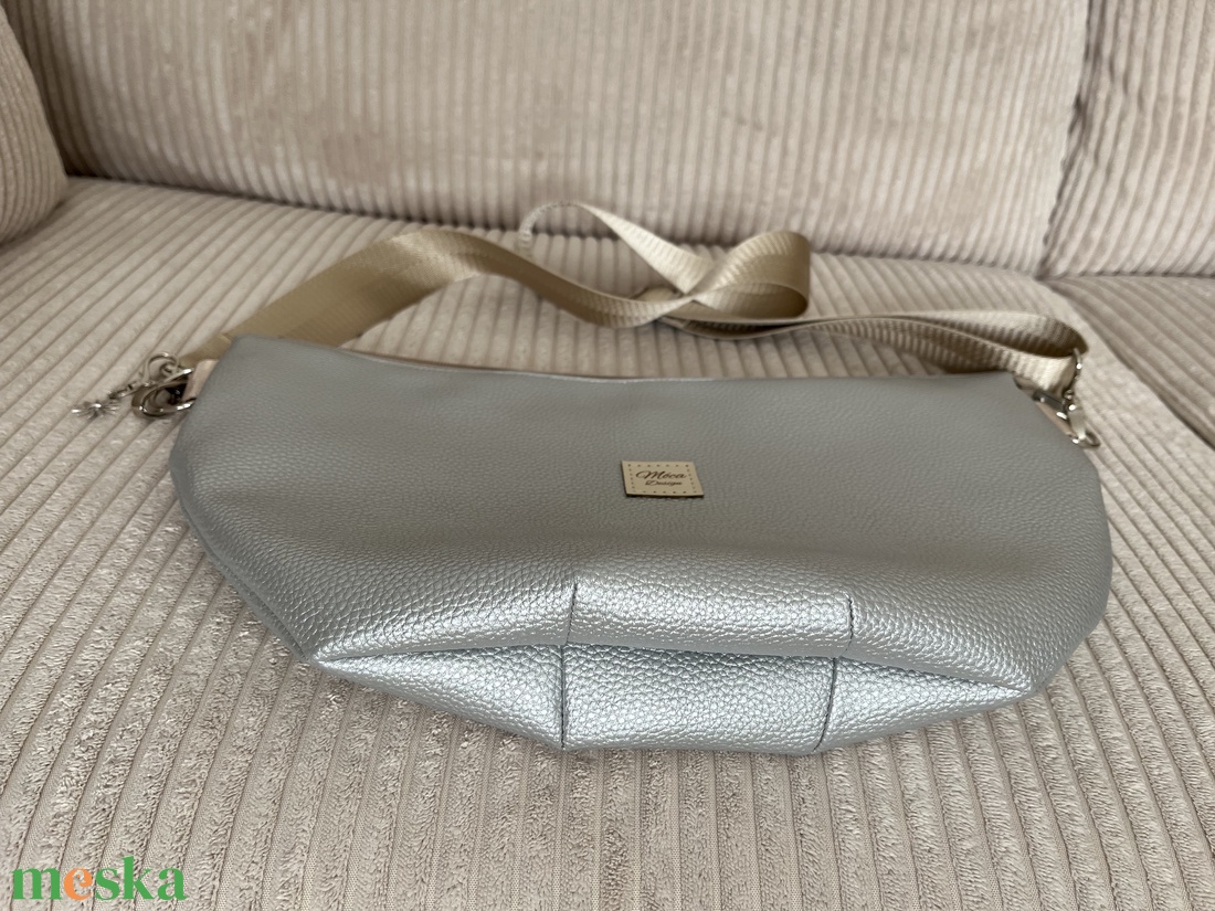 Luna bag, ezüst metál - táska & tok - kézitáska & válltáska - vállon átvethető táska - Meska.hu
