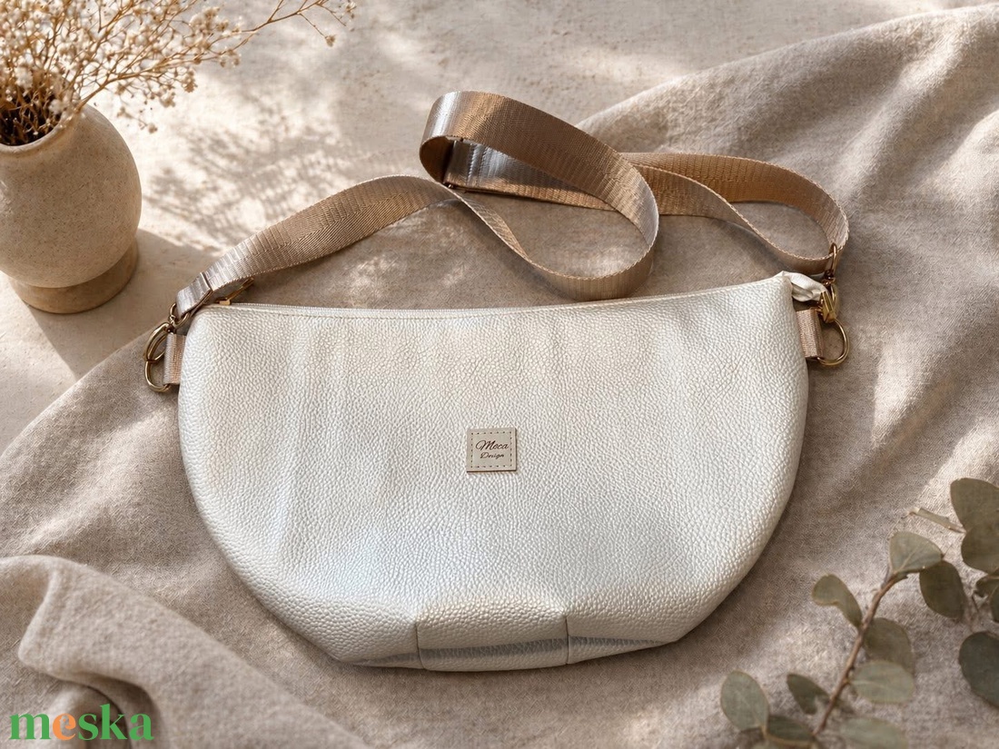 Luna bag, világos beige metál - táska & tok - kézitáska & válltáska - vállon átvethető táska - Meska.hu
