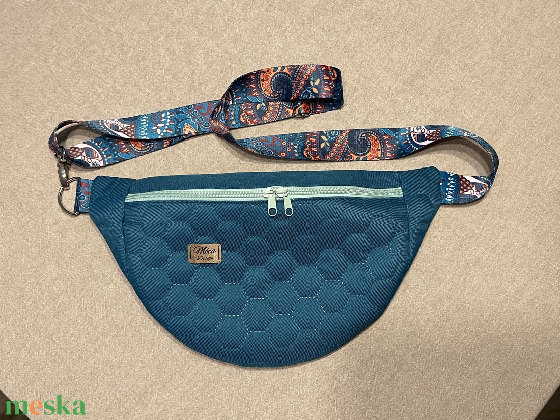 Moonlight belt bag türkizzöld - táska & tok - kézitáska & válltáska - vállon átvethető táska - Meska.hu