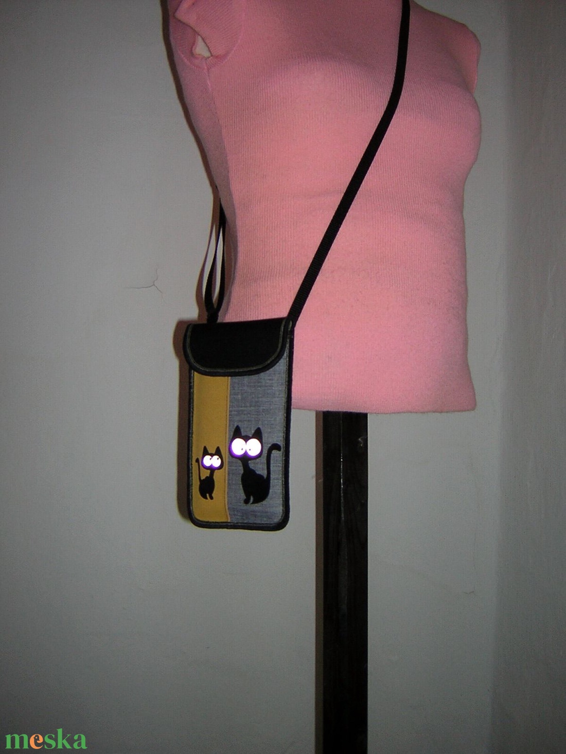 Telefontok állíthatópántos mobiltok  2az1ben Cicás kistáska fekete-szürke-sárga #macskák - táska & tok - pénztárca & más tok - telefontok - Meska.hu