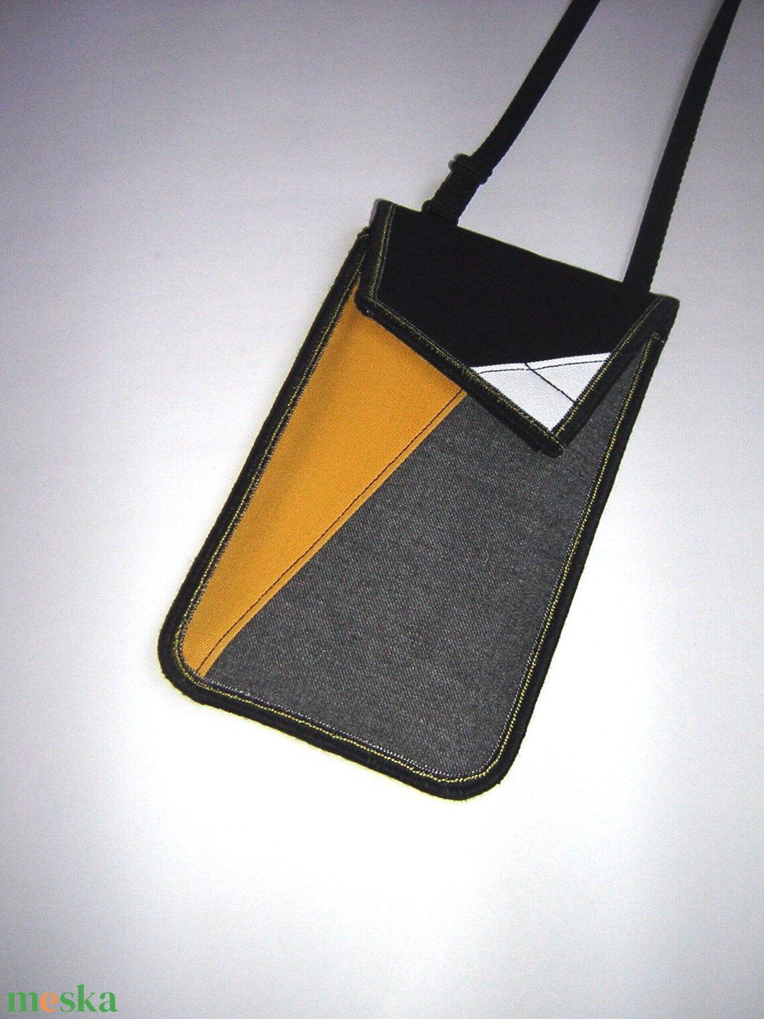 Mobiltok Plus-os méretű telefonokhoz állíthatópántos mini oldaltáska szürke-sárga-fekete-fehér - táska & tok - pénztárca & más tok - telefontok - Meska.hu Mobiltok Plus-os méretű telefonokhoz állíthatópántos mini oldaltáska szürke-sárga-fekete-fehér - táska & tok - pénztárca & más tok - telefontok - Meska.hu