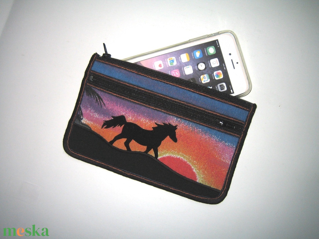 Mobiltok cipzáros zsebbel XL telefon tartó lovas neszi pénztárca Ló naplementében - táska & tok - pénztárca & más tok - telefontok - Meska.hu