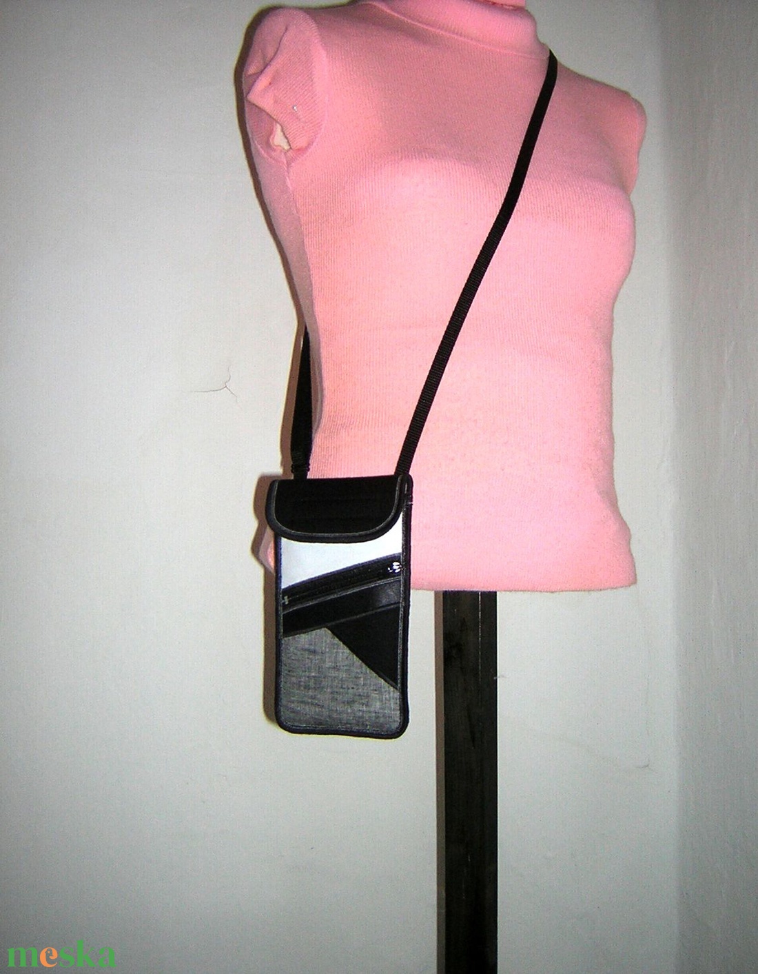 Telefontok kártyatartó kis zsebbel Nyakba akasztható elegáns kistáska   - táska & tok - pénztárca & más tok - telefontok - Meska.hu