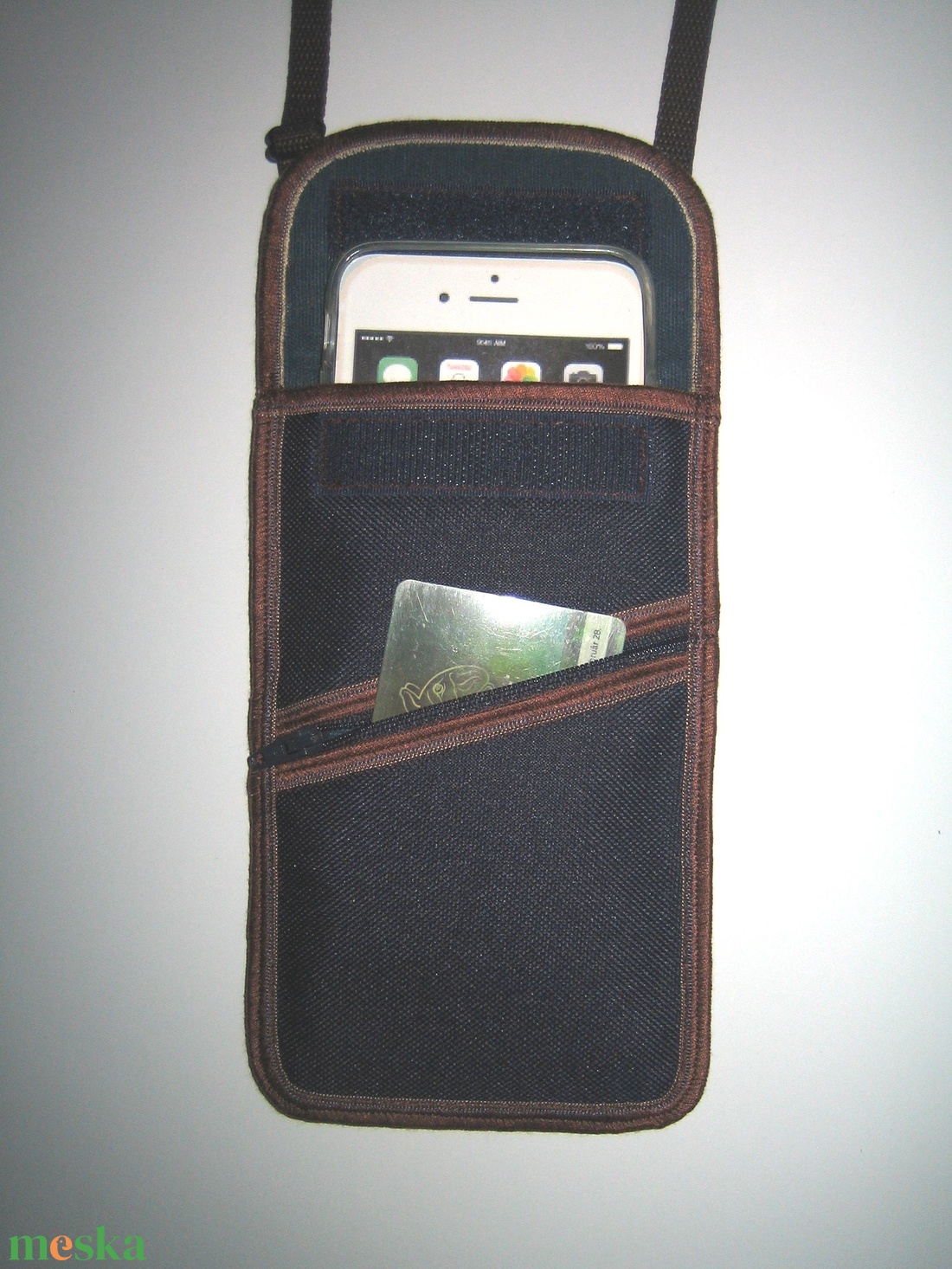 Vízálló Sötétkék zsebes mobiltok  Plus-os méretű telefonokhoz  állítható pántos esőálló kistáska - táska & tok - pénztárca & más tok - telefontok - Meska.hu
