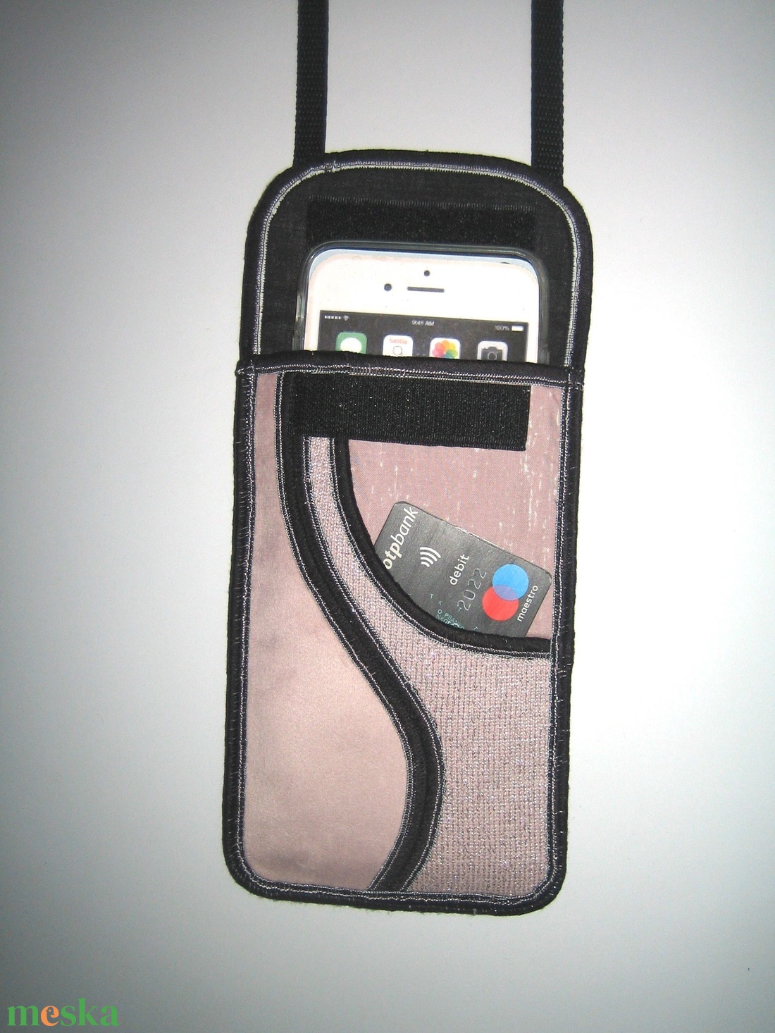 Zsebes mobiltok állítható pánttal 2in1 nyakba is akasztható  kistáska Púder-Fekete - táska & tok - pénztárca & más tok - telefontok - Meska.hu
