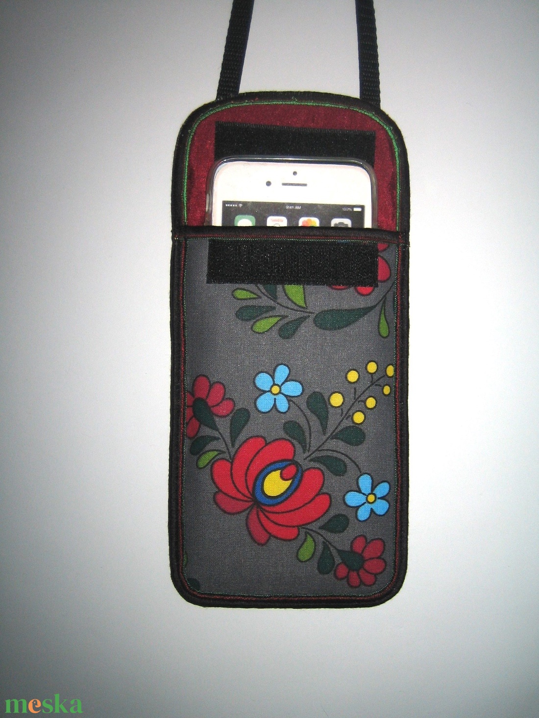 Mobiltok állítható pánttal 2in1 kistáska nagy méretű telefonhoz Matyó Szürke-Piros-Kék-Fekete #telefontok - táska & tok - pénztárca & más tok - telefontok - Meska.hu