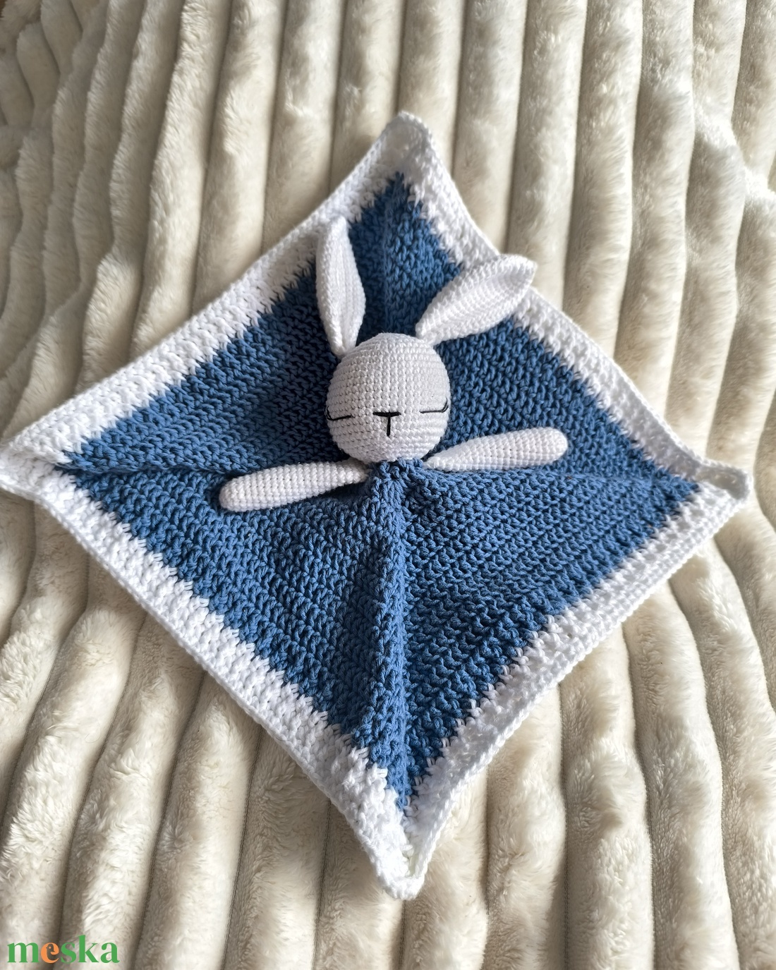 Nudli, a horgolt nyuszis szundikendő - baba - mama - baba játékok - szundikendő, alvóka - Meska.hu