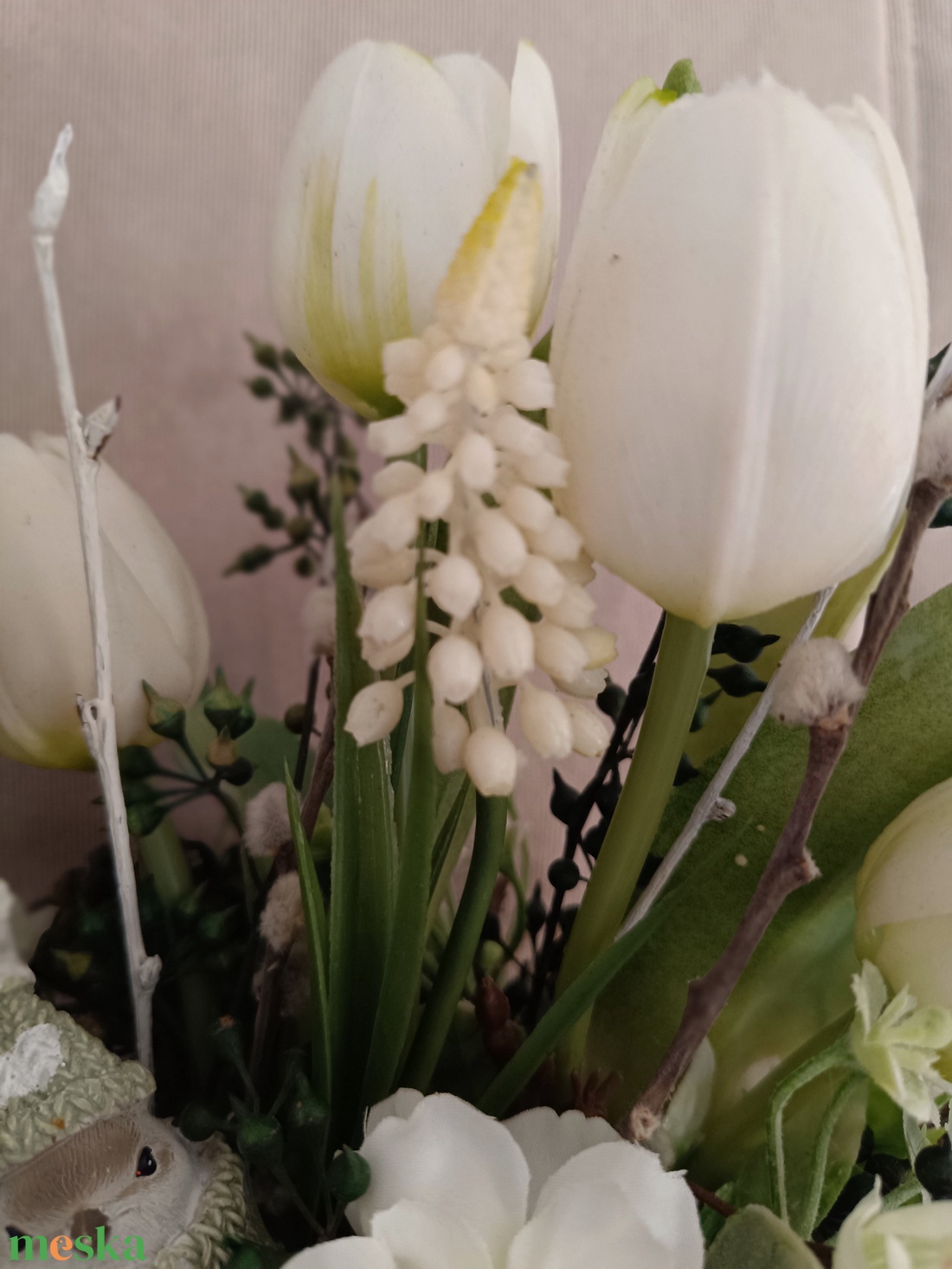 Fehér tavaszi tulipános dekoráció - otthon & életmód - dekoráció - asztal és polc dekoráció - asztaldísz - Meska.hu Fehér tavaszi tulipános dekoráció - otthon & életmód - dekoráció - asztal és polc dekoráció - asztaldísz - Meska.hu