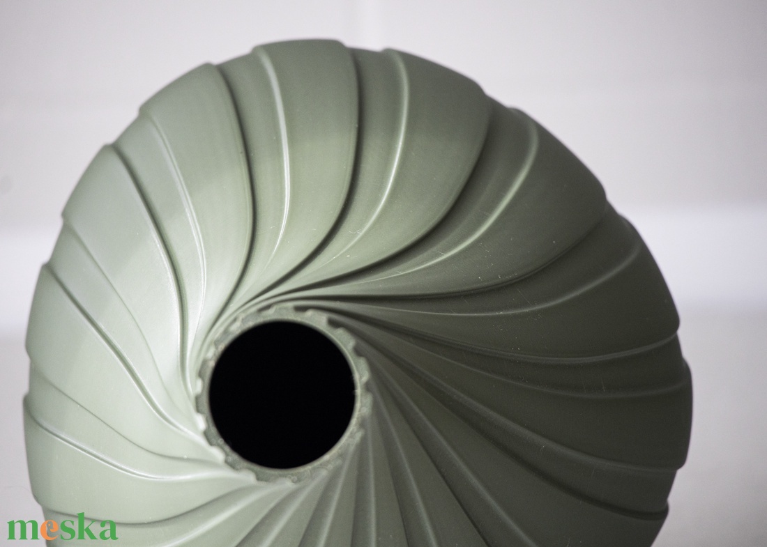 3d nyomtatott zöld váza (szárított virágoknak) - otthon & életmód - virágdekoráció - virágtartó - váza - Meska.hu