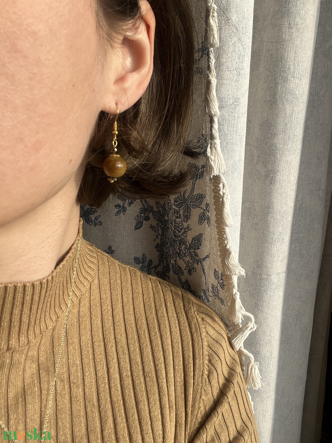 Okkersárga kézműves kerámia gyöngy lógós fülbevaló - ékszer - fülbevaló - lógó fülbevaló - Meska.hu