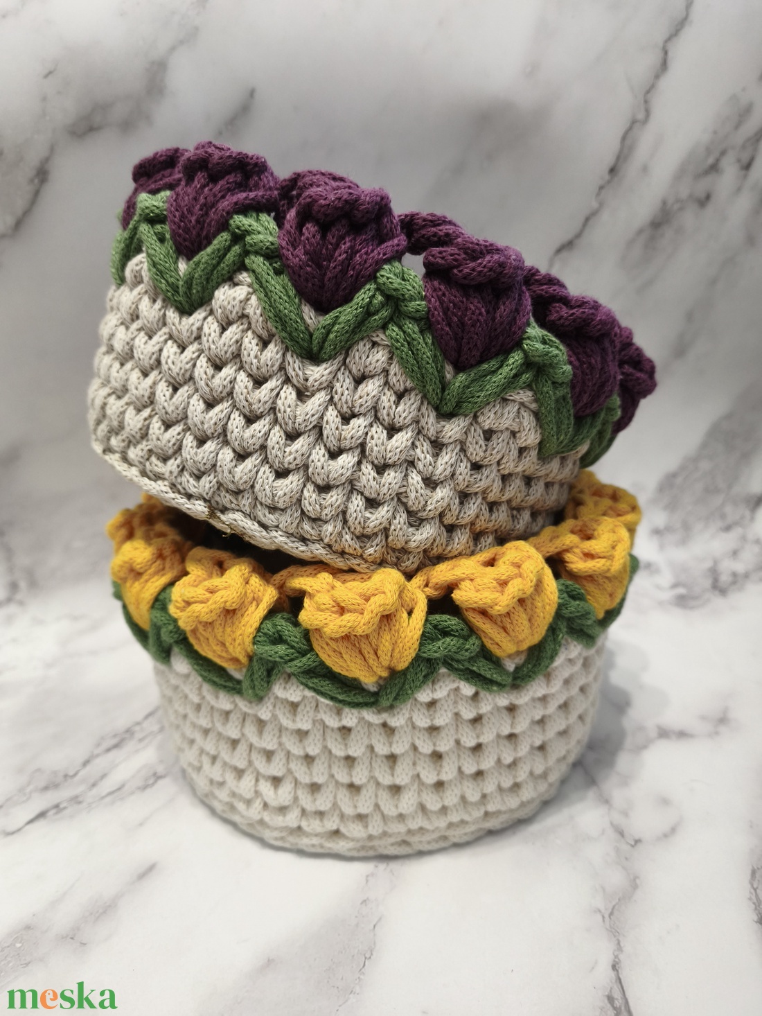 Horgolt tulipános kosárka - otthon & életmód - tárolás & rendszerezés - tárolókosár - Meska.hu