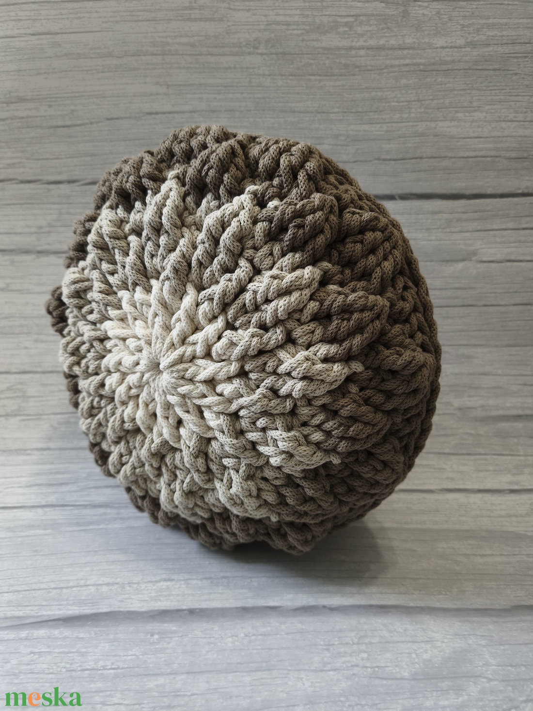 Tavirózsa párna - horgolt - otthon & életmód - lakástextil - párna & párnahuzat - díszpárna (belsővel együtt) - Meska.hu