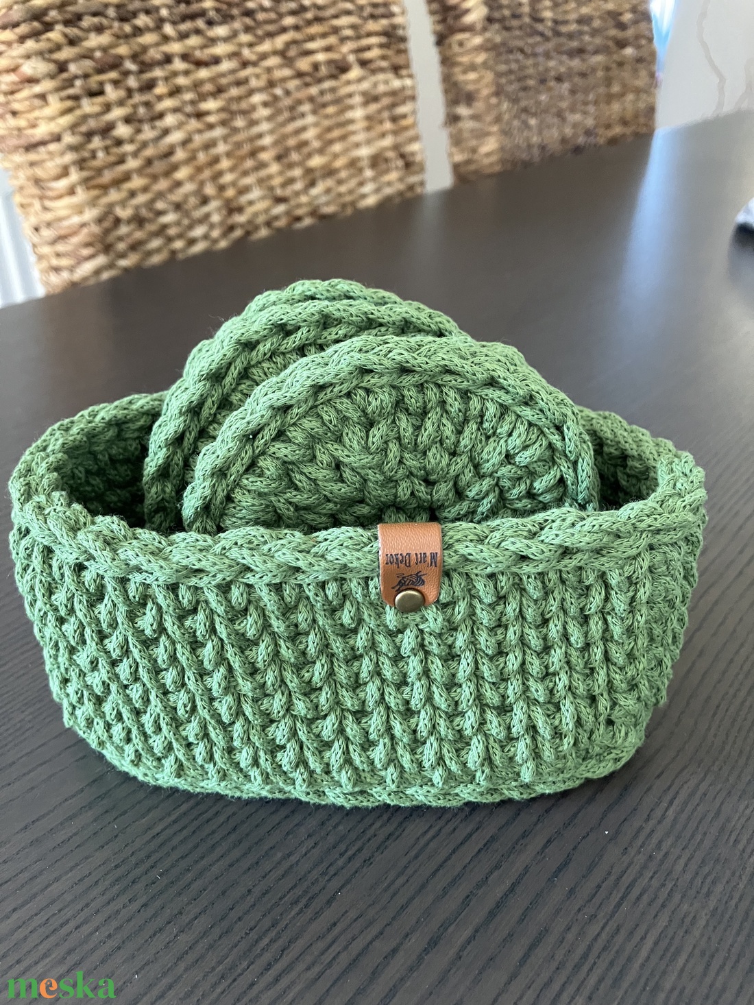 Horgolt poháralátét tartóval - otthon & életmód - konyhafelszerelés, tálalás - tálalás - tányér- és poháralátét - Meska.hu